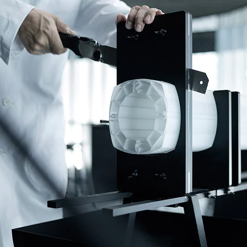 Отрезок времени для Officine Panerai: футуристичная инсталляция Slice of time от арт-студии Nendo