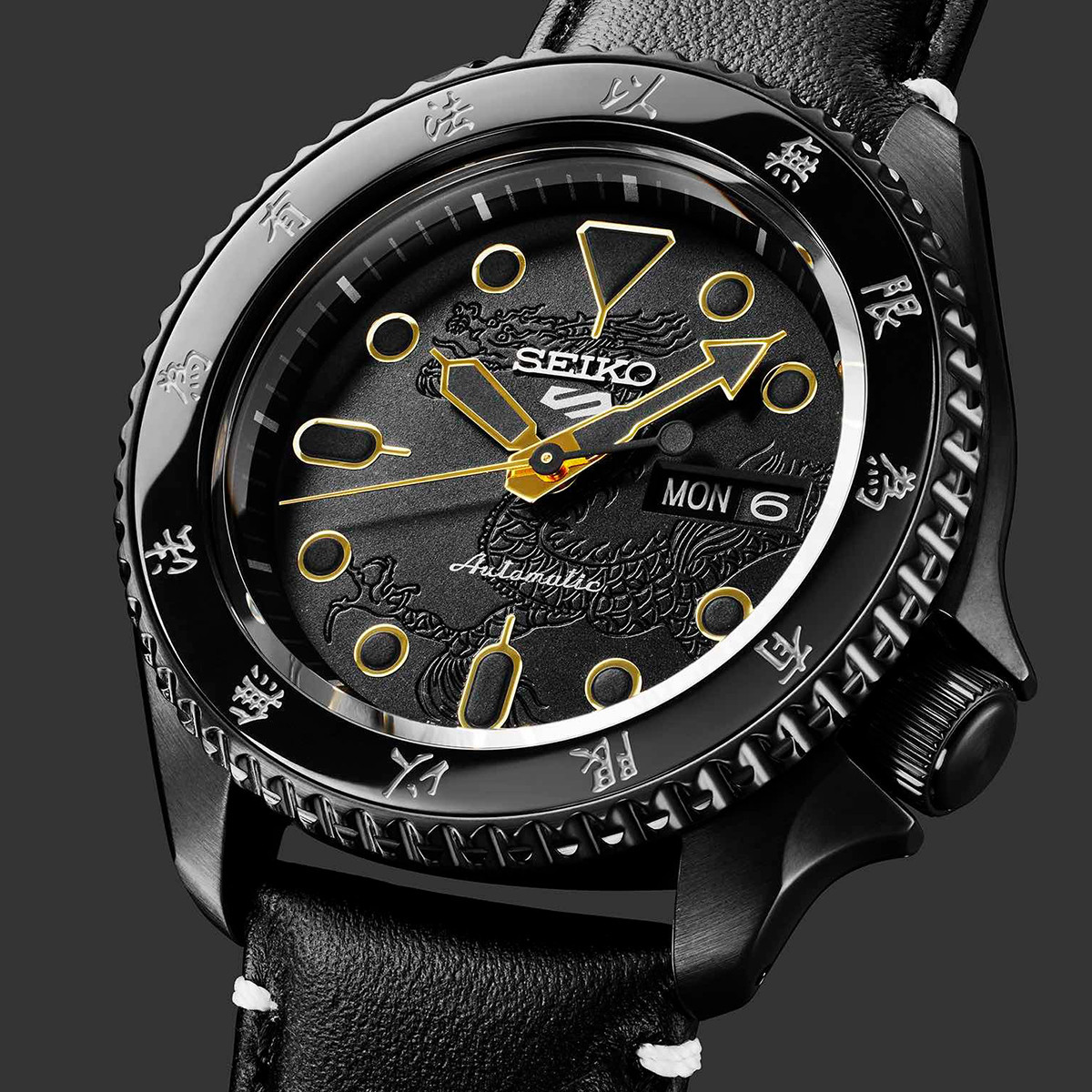 Seiko отмечает 55летие линейки Seiko 5 Sports часами в честь Брюса Ли