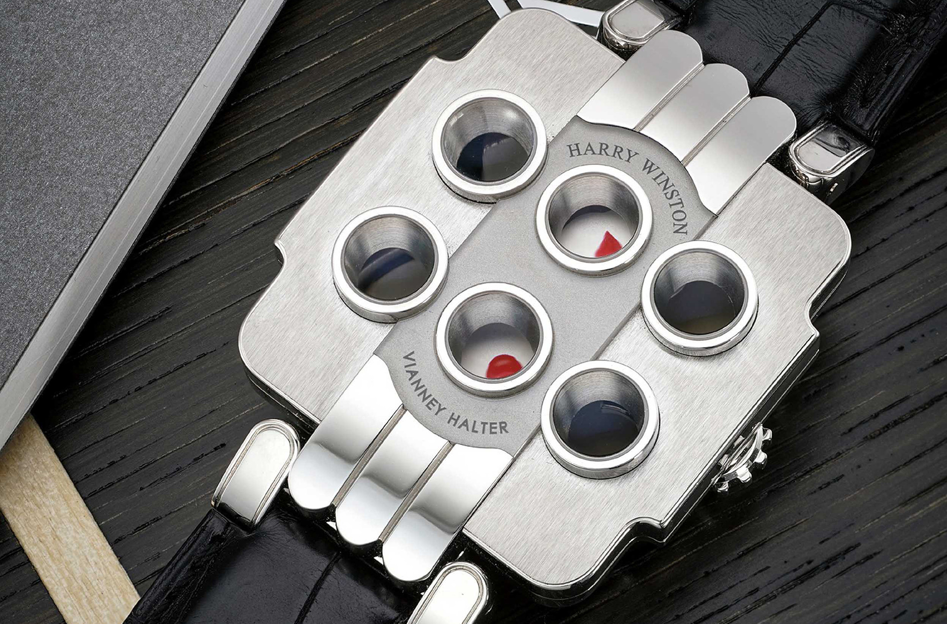 Harry Winston Opus 3. Трудный ребенок Вианне Хальтера