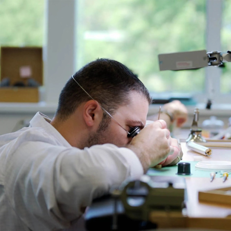 Объявлены имена полуфиналистов премии Louis Vuitton Watch Prize for Independent Creatives 2025 – 2026 