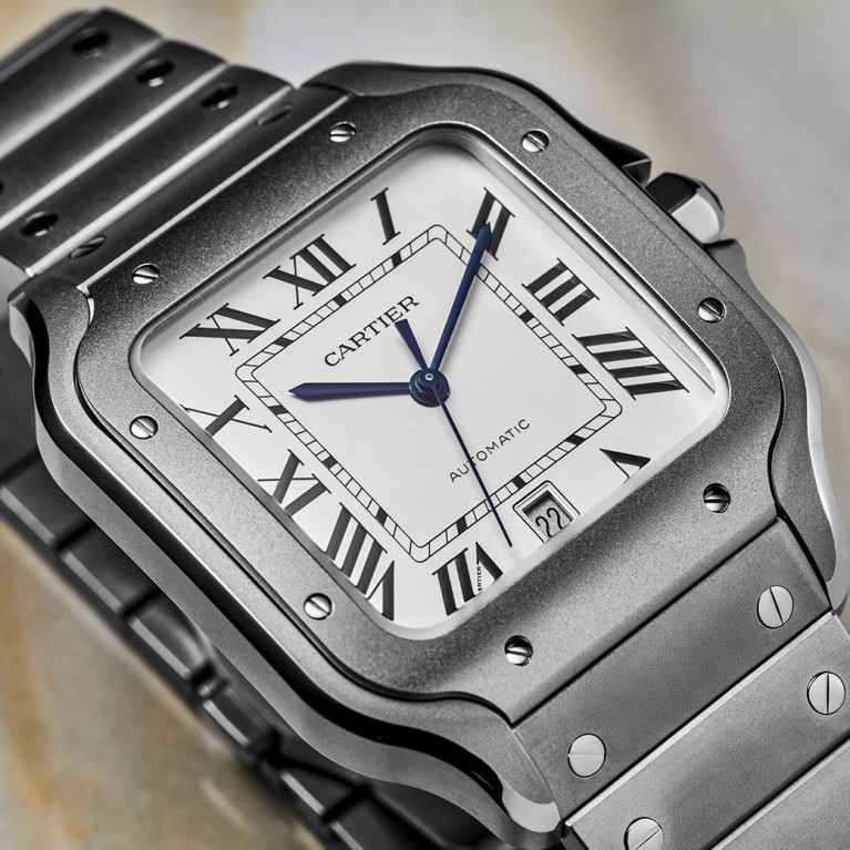 Cartier представила первые Cartier Santos с корпусом из титана