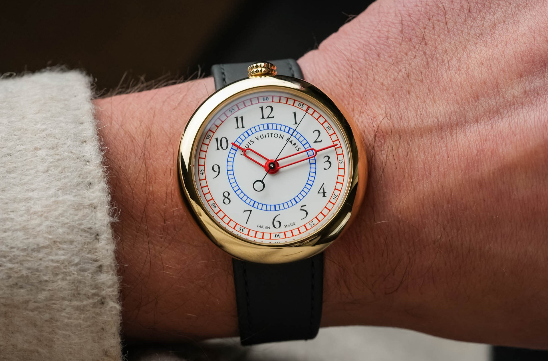 Hublot как арт-объект, вдохновленный природой воды, Louis Vuitton в стиле ретро как вояж в 1980-е…