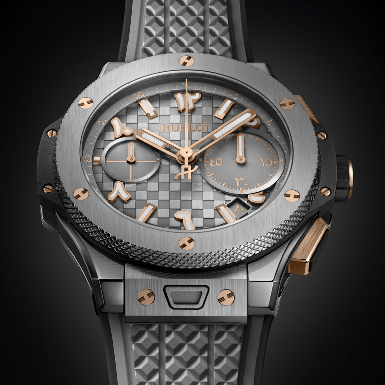 Два хронографа Hublot для Dubai Watch Week 2025 