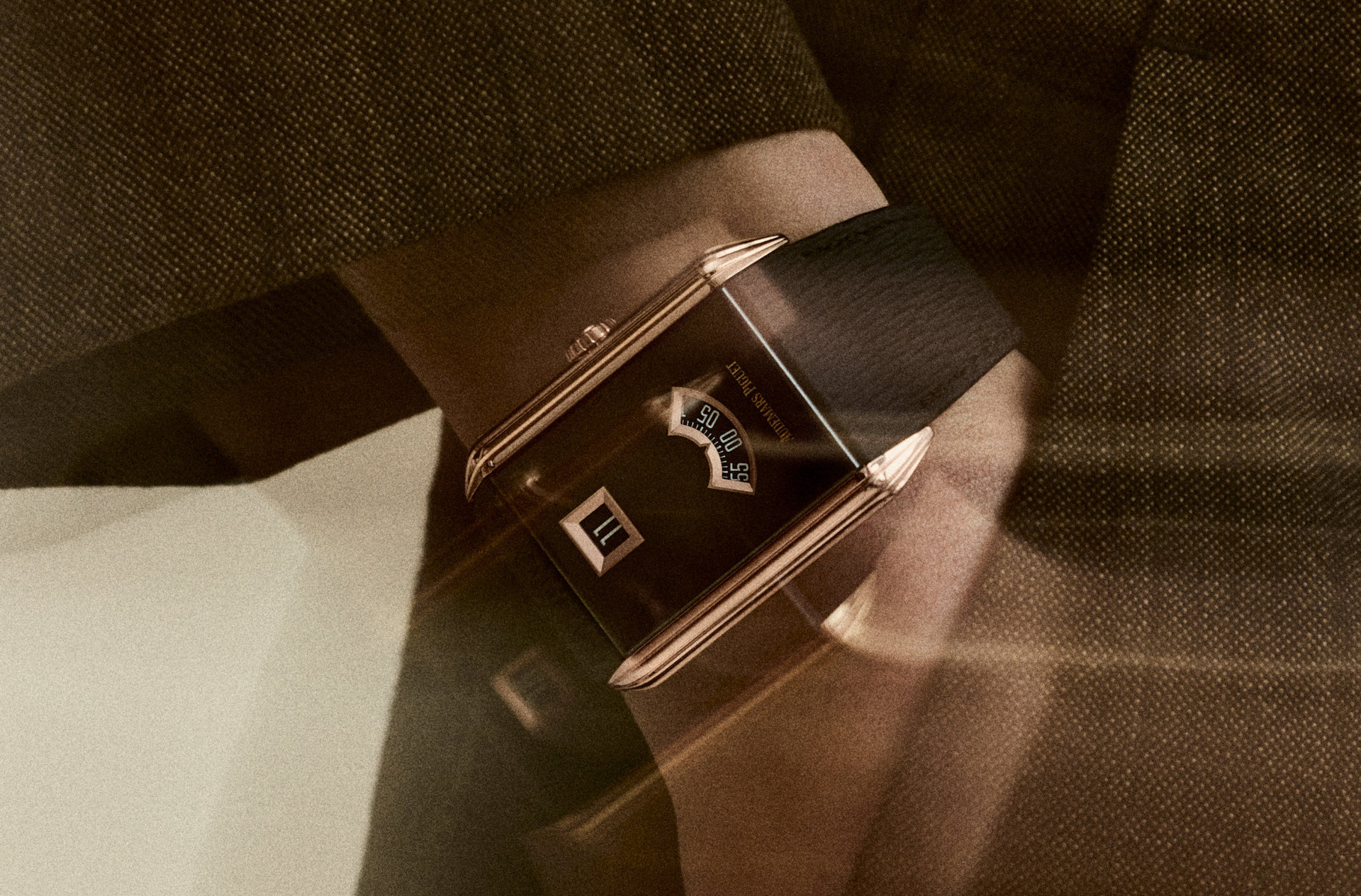 Audemars Piguet Neo Frame Jumping Hour