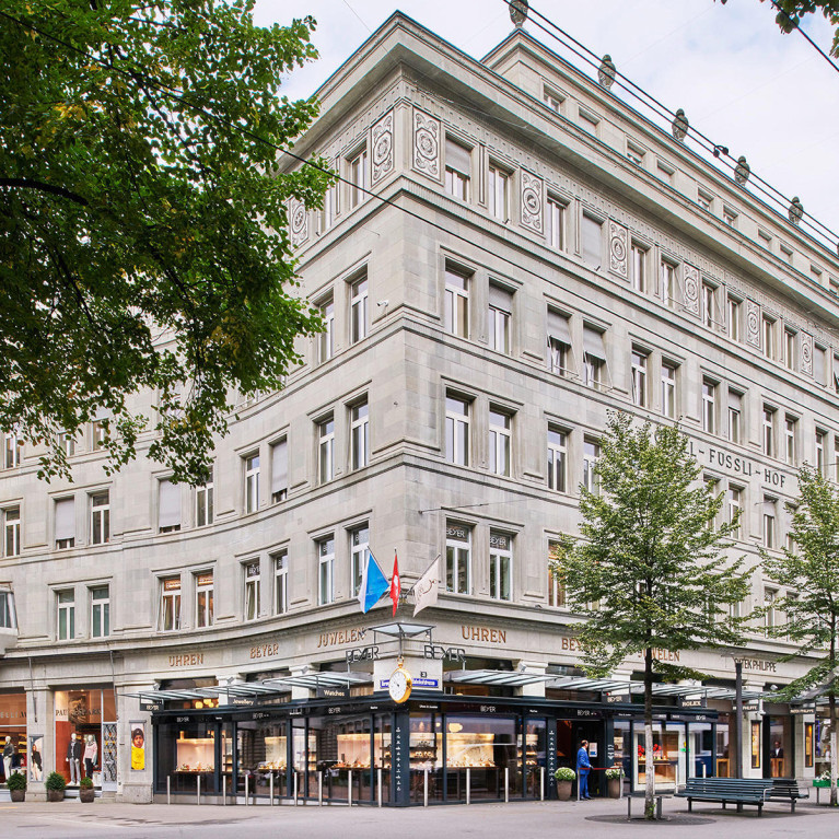 Patek Philippe купила Beyer Chronometrie – старейшего часового ритейлера