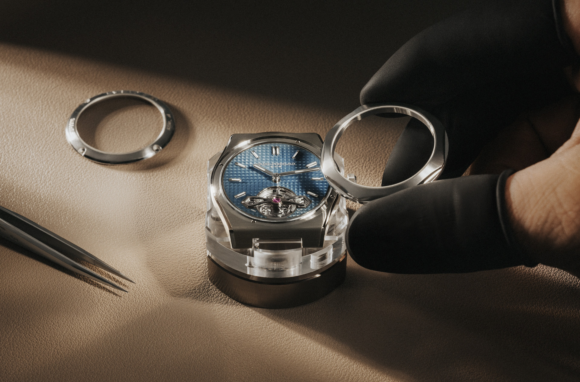 Girard-Perregaux Laureato Fifty Tourbillon Micro-Rotor 39mm