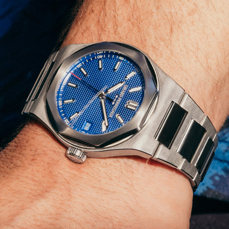 Girard-Perragaux Laureato Chronograph и Laureato 42mm Williams Edition Girard-Perragaux Laureato Chronograph и Laureato 42mm Williams Edition