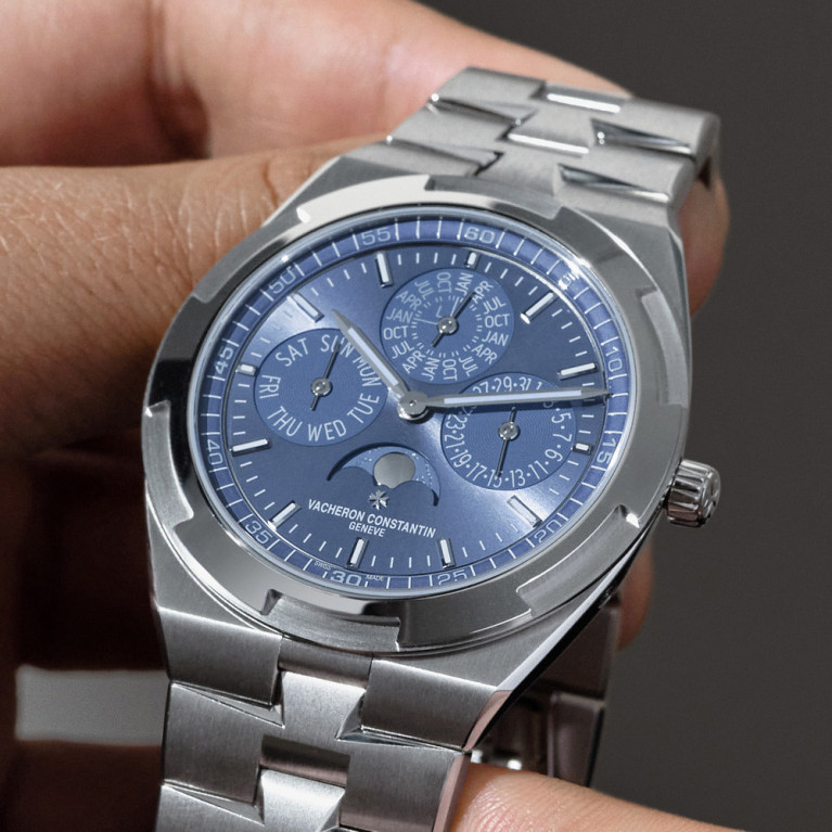 Vacheron Constantin Overseas Perpetual Calendar Ultra-Thin 30th Anniversary Azure Blue