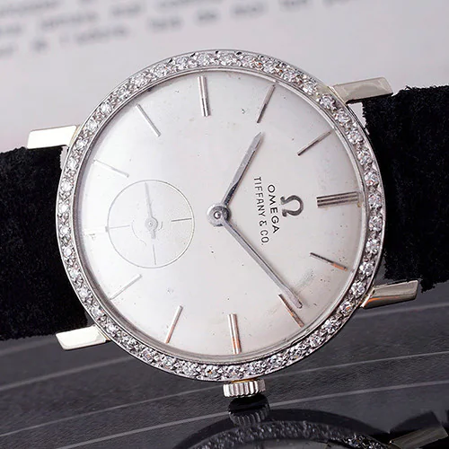 Часы Omega, подаренные Элвису Пресли, ушли с молотка за CHF1,812,500