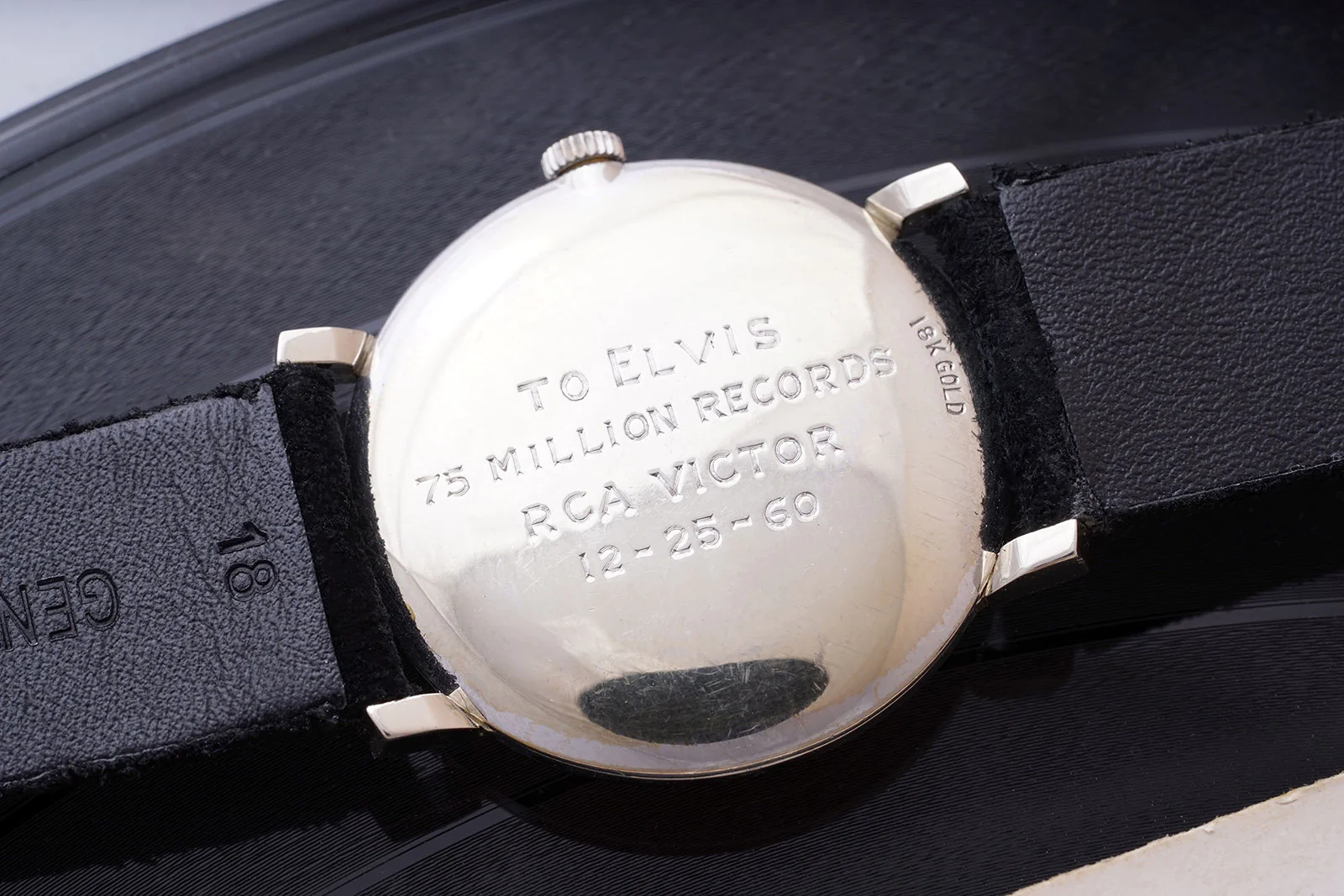 Часы Omega, подаренные Элвису Пресли, ушли с молотка за CHF1,812,500
