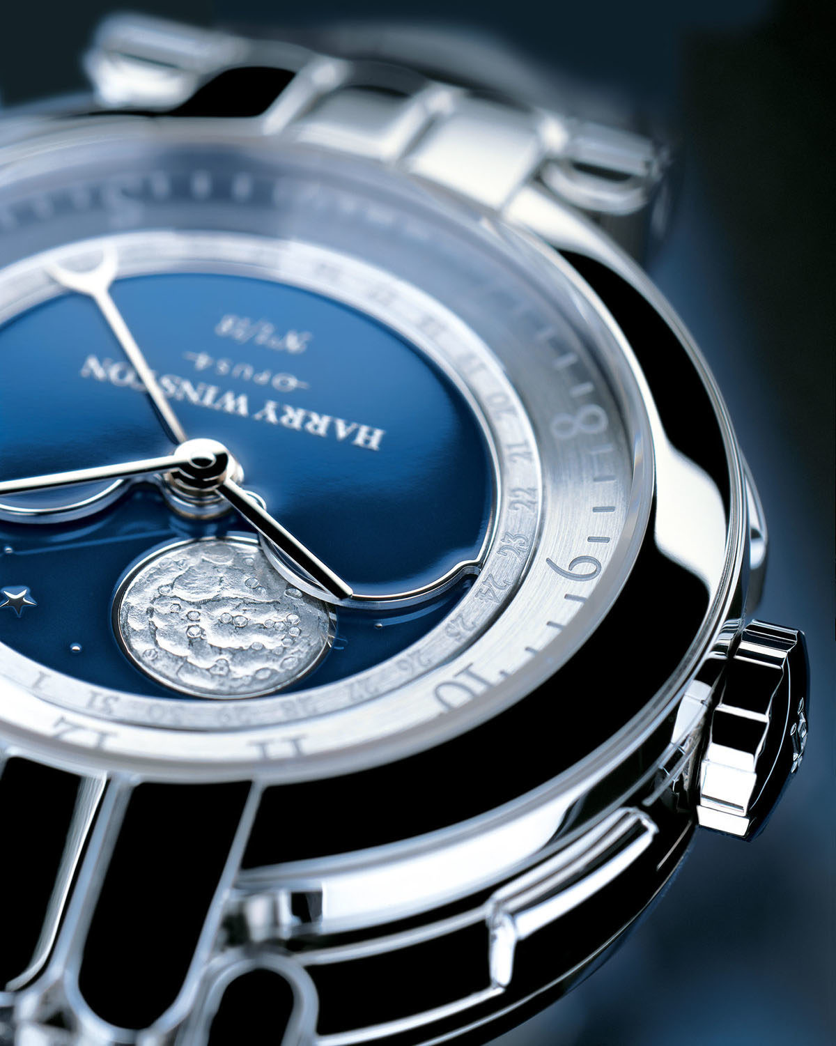 Harry Winston Opus 4. Двухсторонние часы, вдохновленные романтикой ночного неба