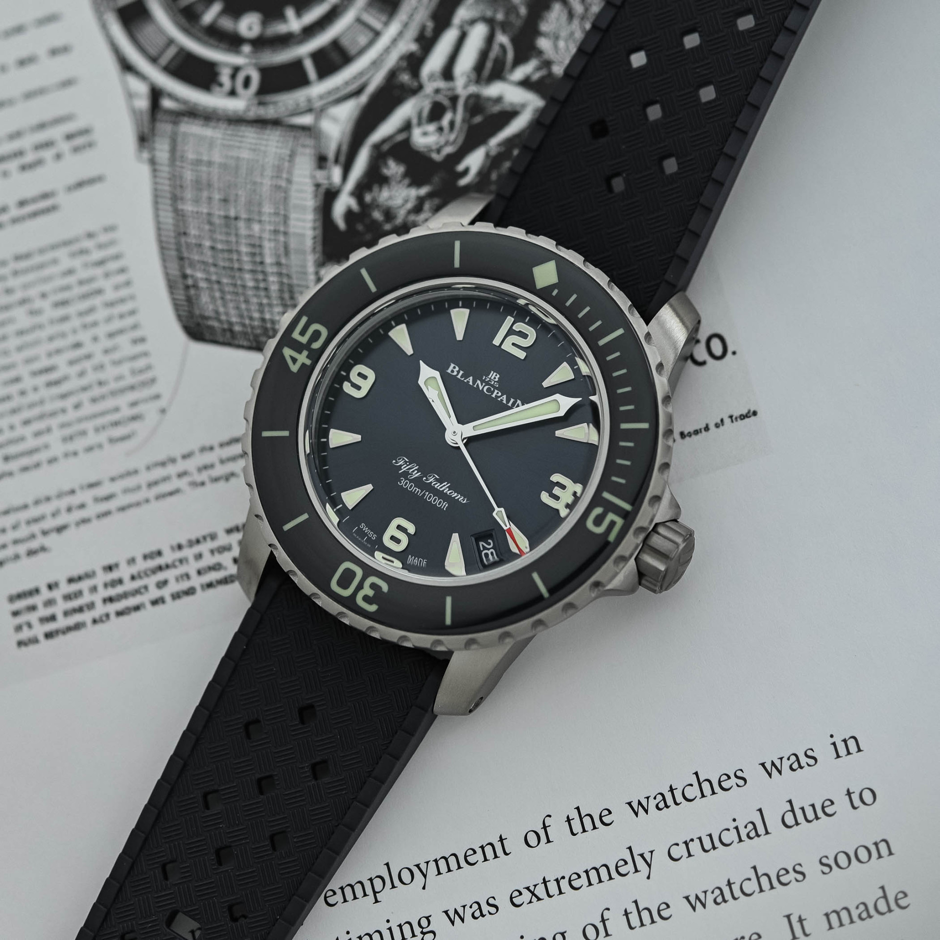Blancpain Fifty Fathoms Automatic 38 mm. Компактное трио для мужчин и женщин