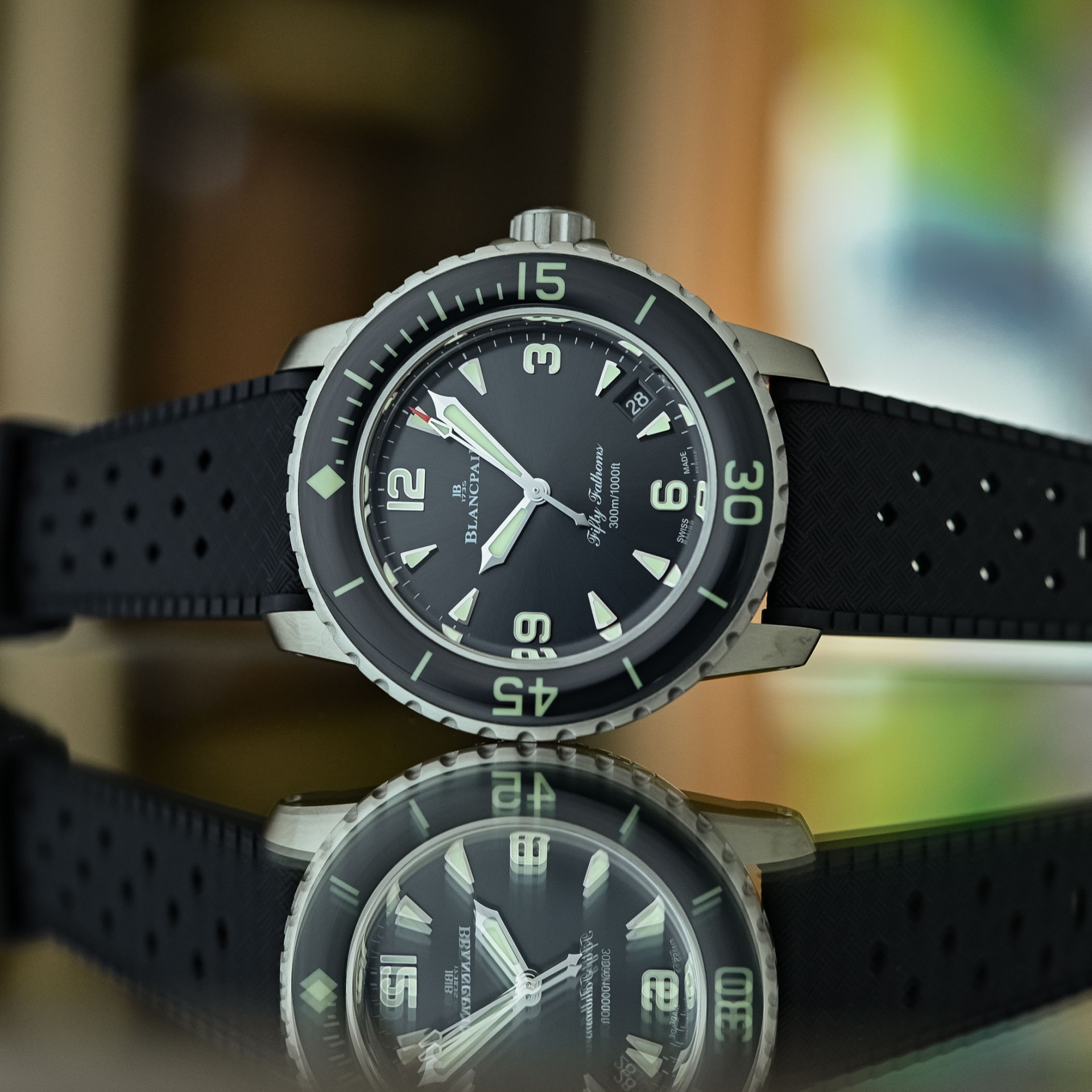 Blancpain Fifty Fathoms Automatic 38 mm. Компактное трио для мужчин и женщин