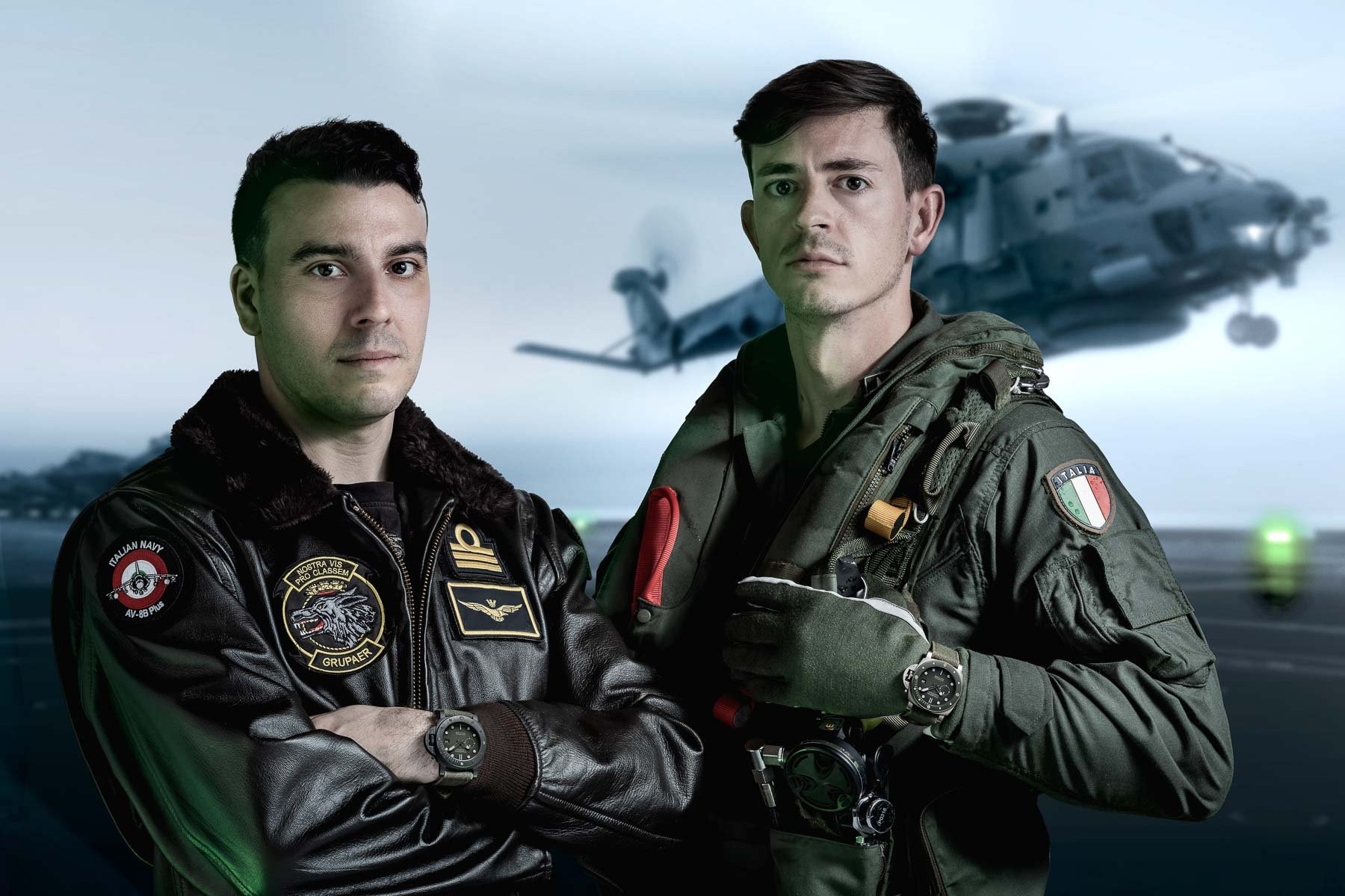 Panerai Submersible Marina Militare PAM01697 и PAM01698
