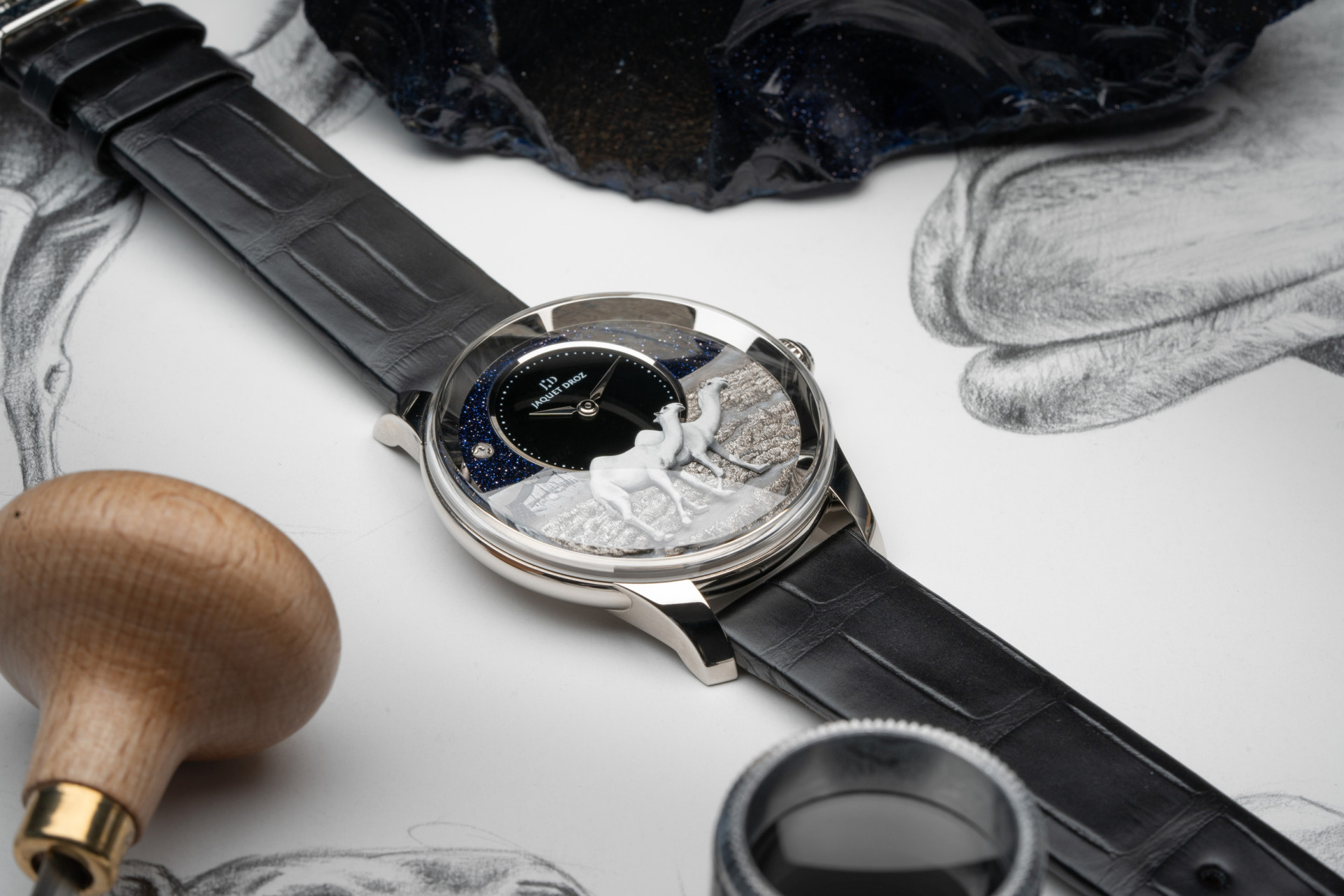 Jaquet Droz Petite Heure Minute Platine – Camels