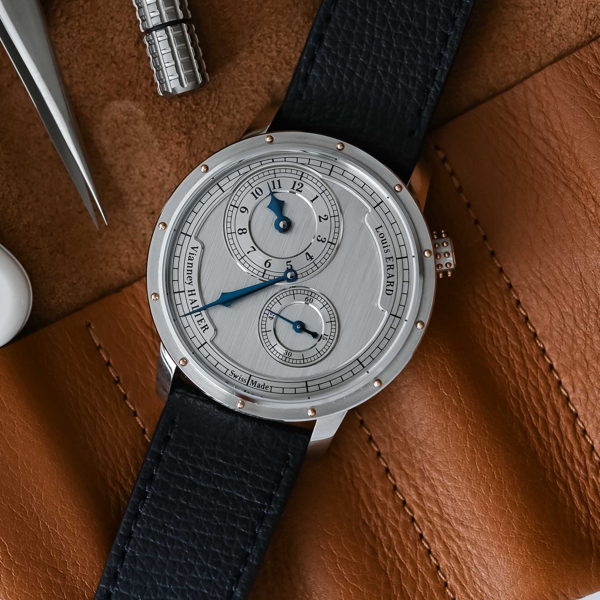 Régulateur Louis Erard x Vianney Halter II