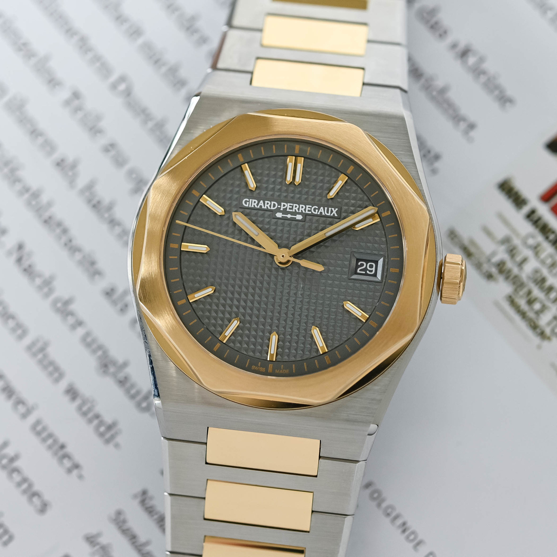Girard-Perregaux Laureato Fifty