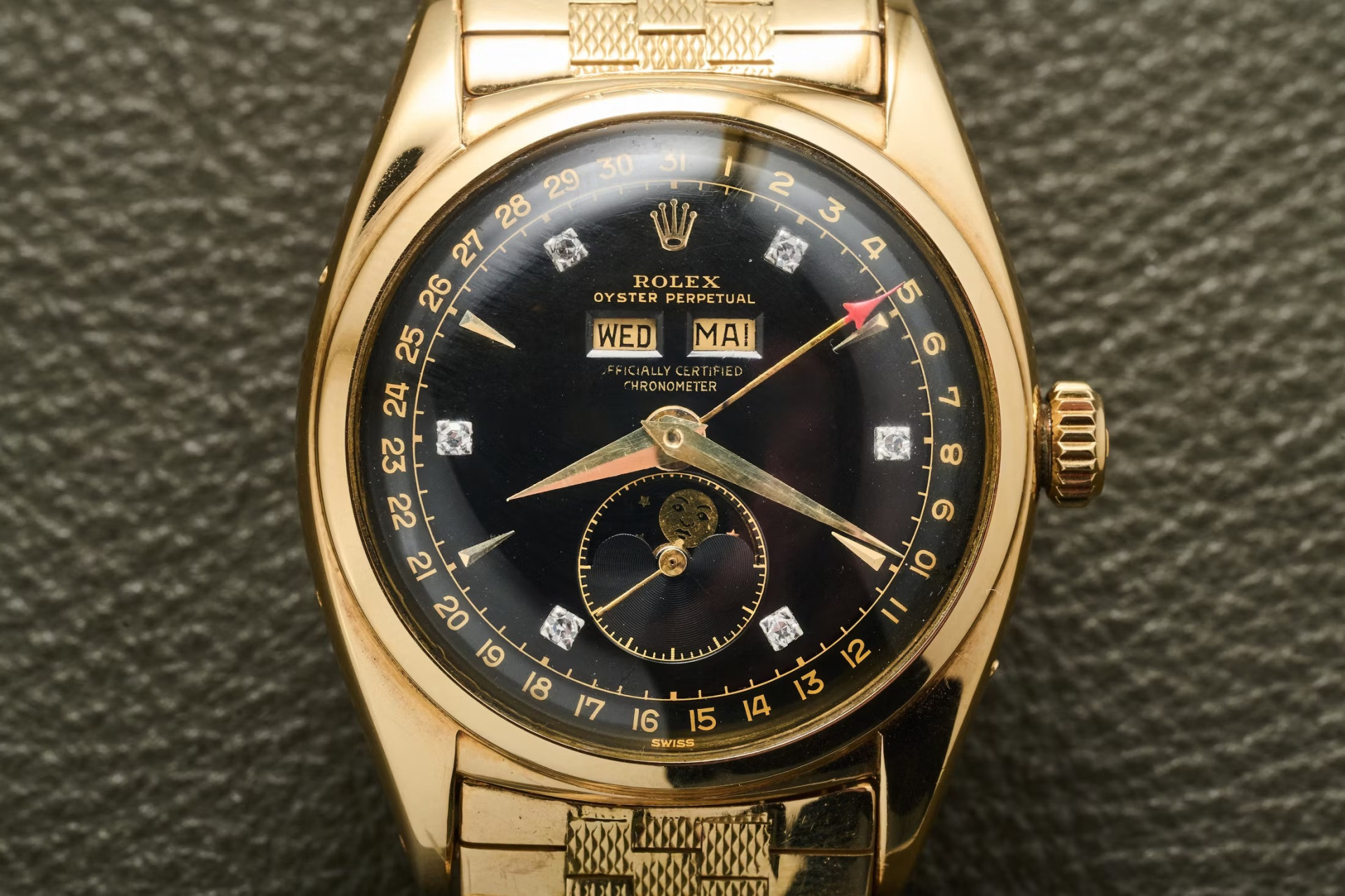 Rolex Ref. 6062 в корпусе из желтого золота проданы за рекордную сумму $6,2 млн.