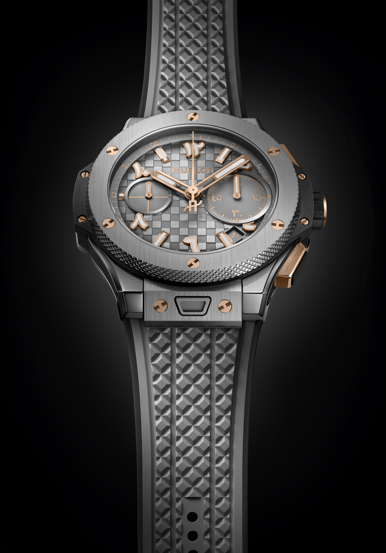 Два хронографа Hublot для Dubai Watch Week 2025 