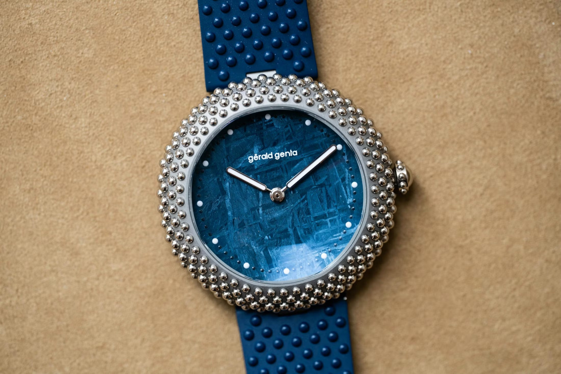 Gérald Genta Gentissima Oursin 41