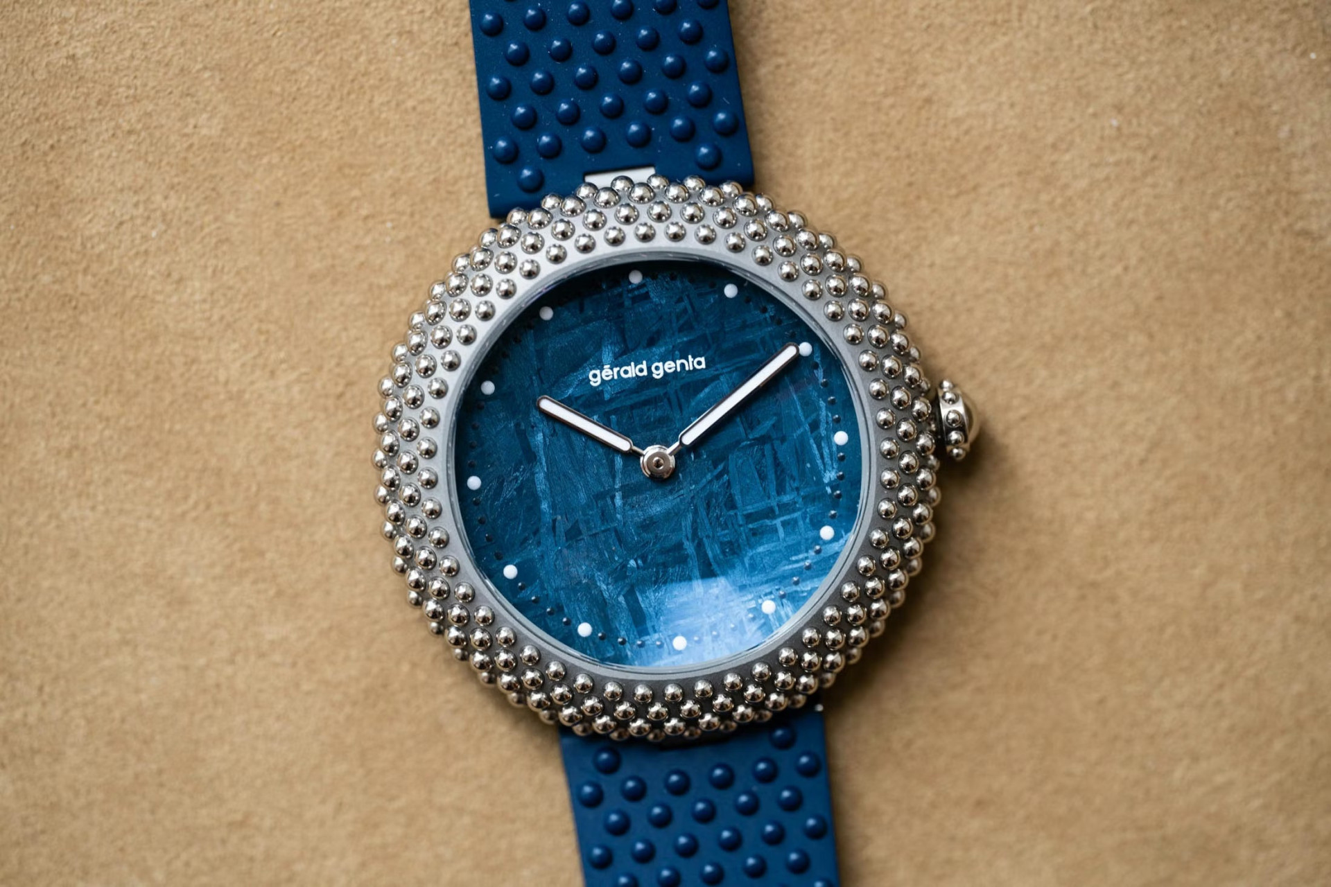 Gérald Genta Gentissima Oursin 41