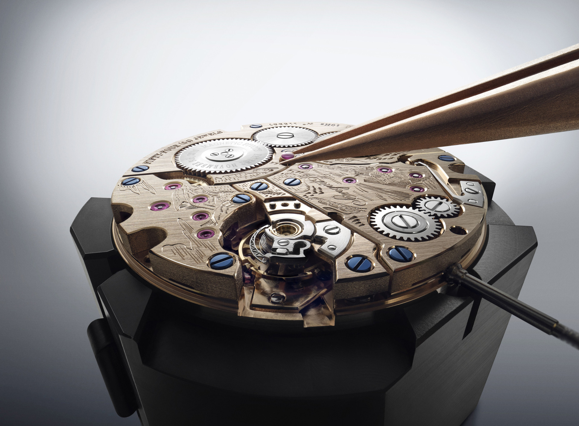 Breguet Reine de Naples Crazy Flower 