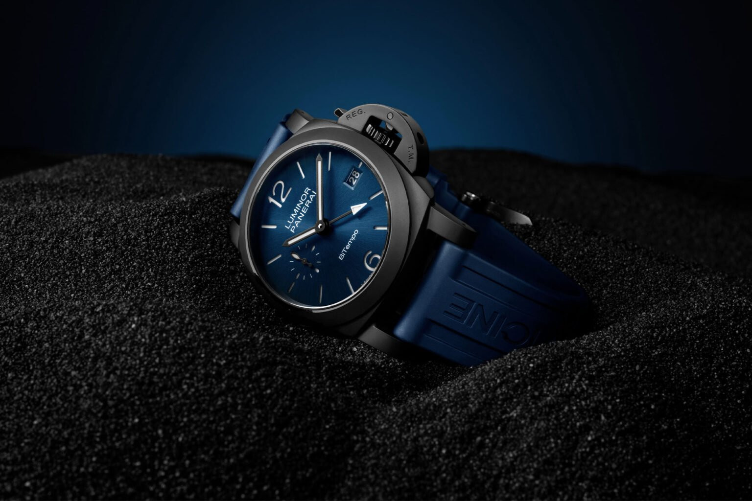 Panerai Luminor GMT Ceramica 40mm PAM01783