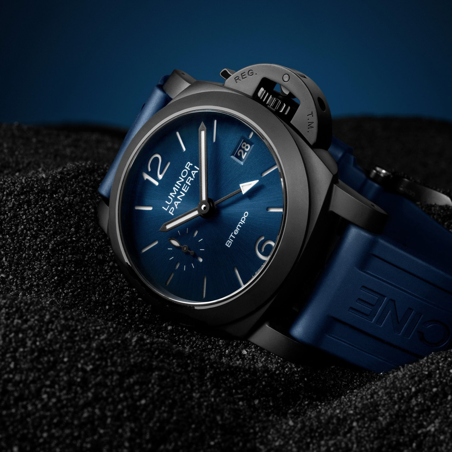 Panerai Luminor GMT Ceramica 40mm PAM01783