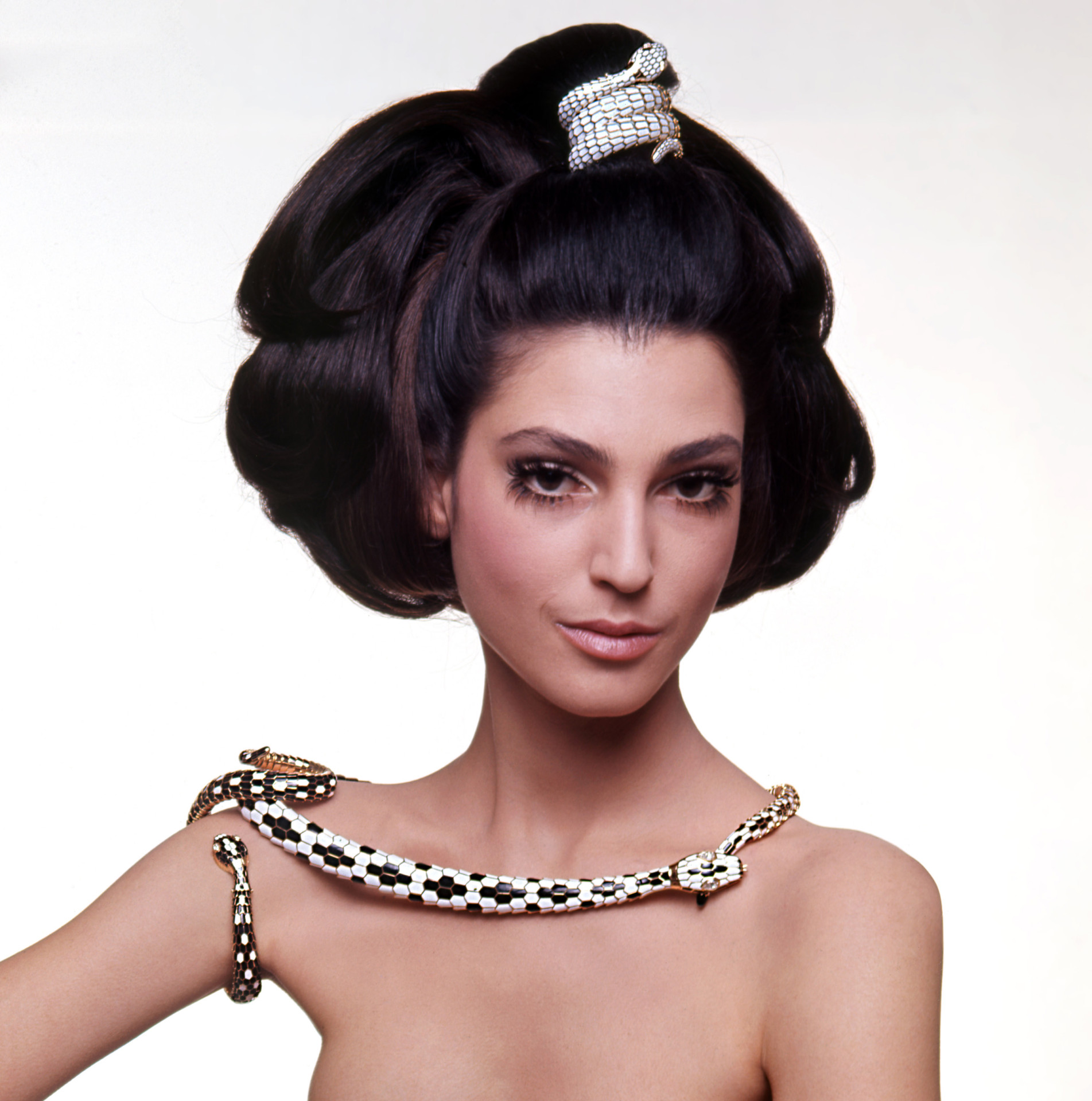 Бенедетта Барзини в украшениях Bvlgari, 1968 год