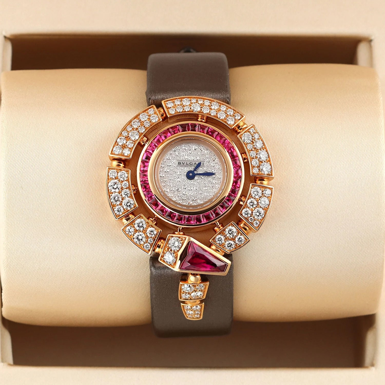 Bvlgari Serpenti Incantati.