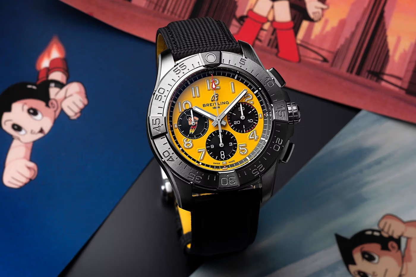 Breitling Avenger B01 Chronograph 44 с Астробоем