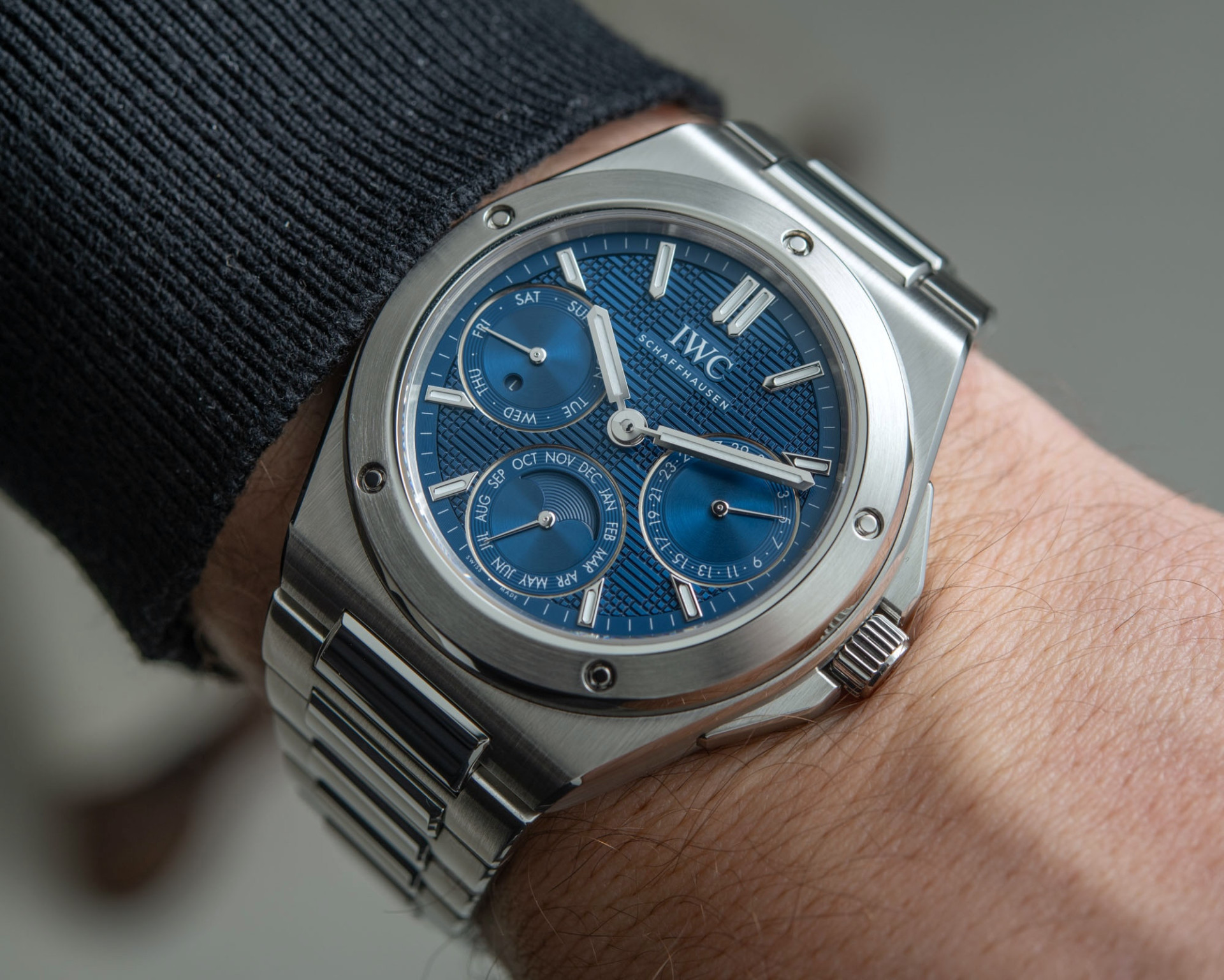 IWC Ingenieur Perpetual Calendar 41 IW344903