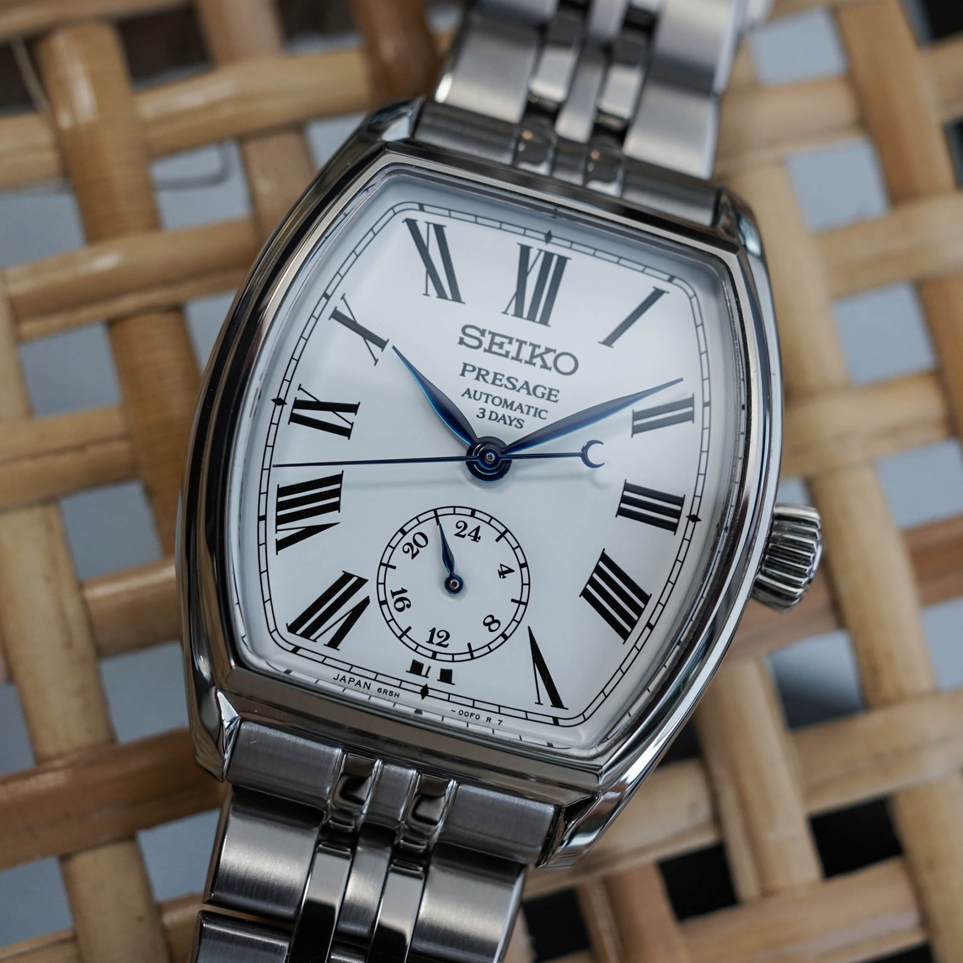 Seiko Presage Classic Series SPB537