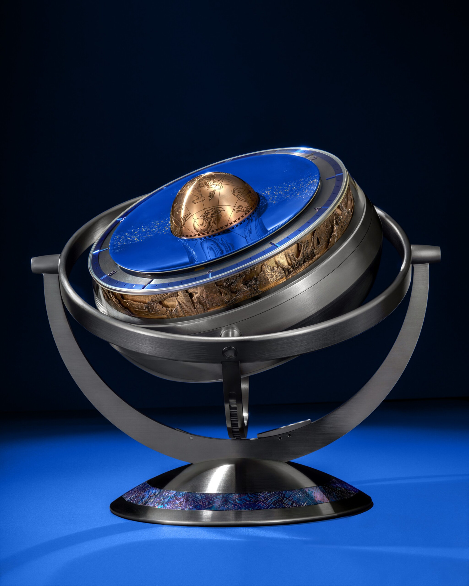 LVDB-03 Sympathique Louis Varius