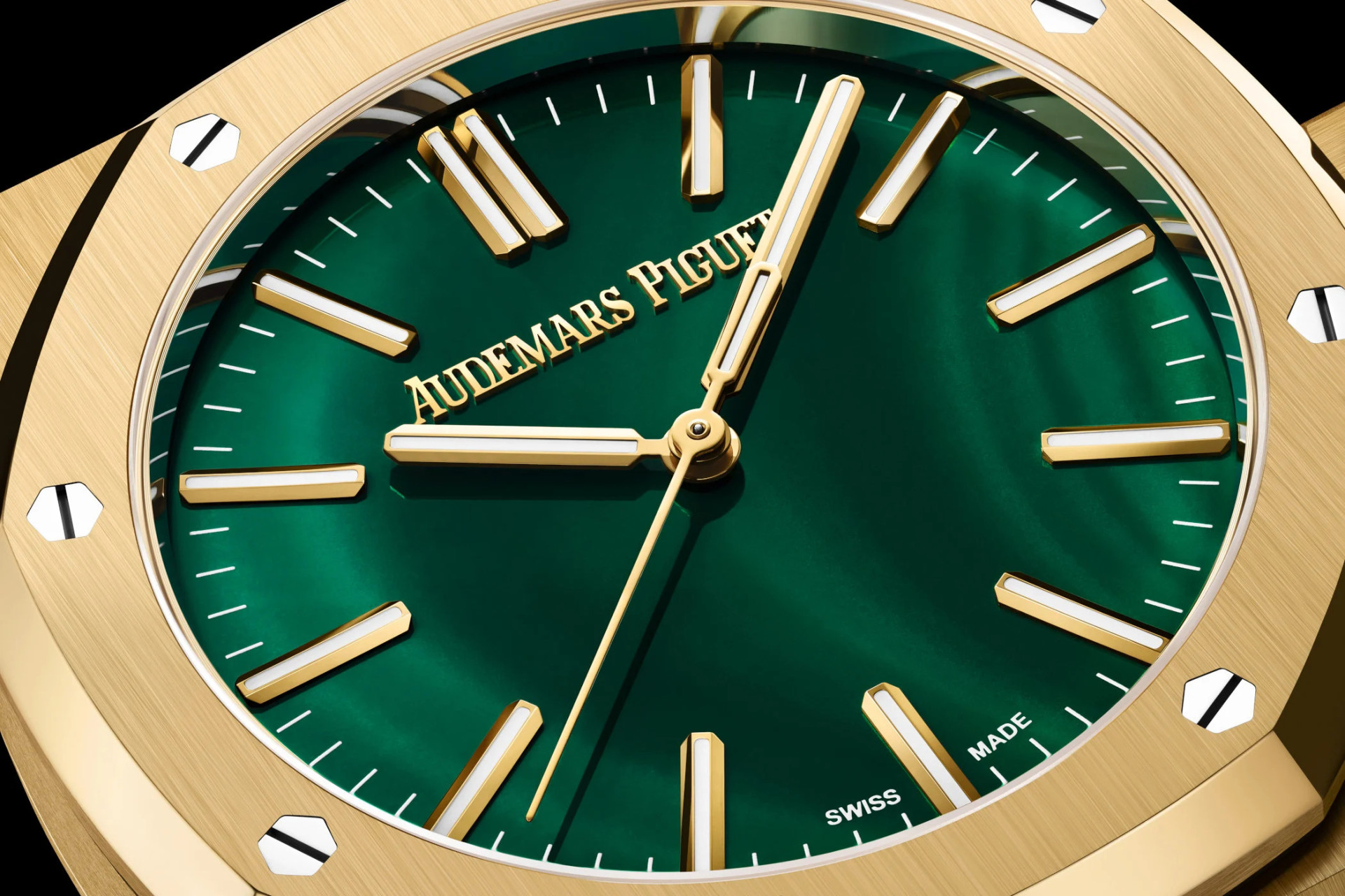  Audemars Piguet Royal Oak Selfwinding 37 и 41mm с циферблатами из малахита