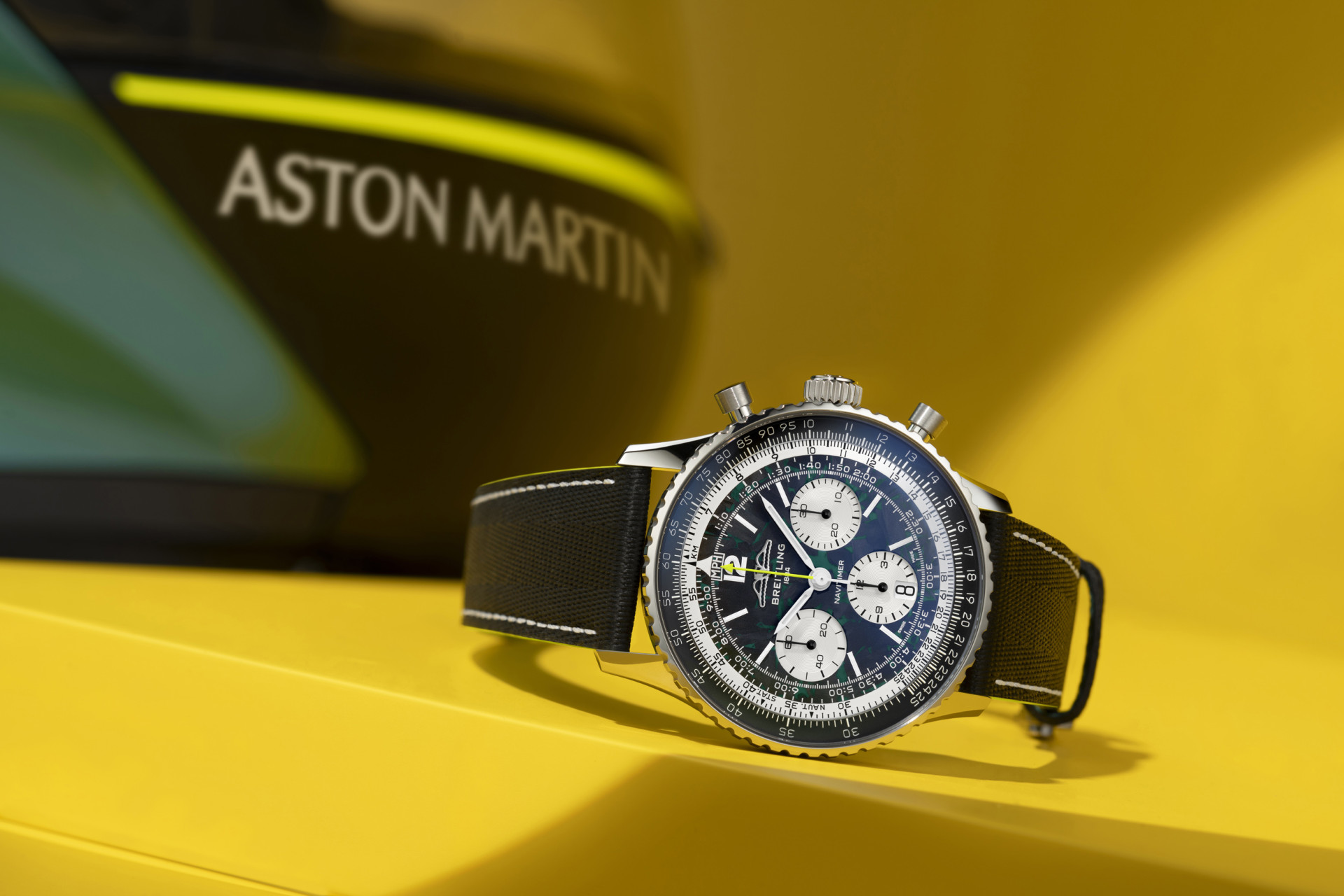 Breitling – новый спонсор Aston Martin