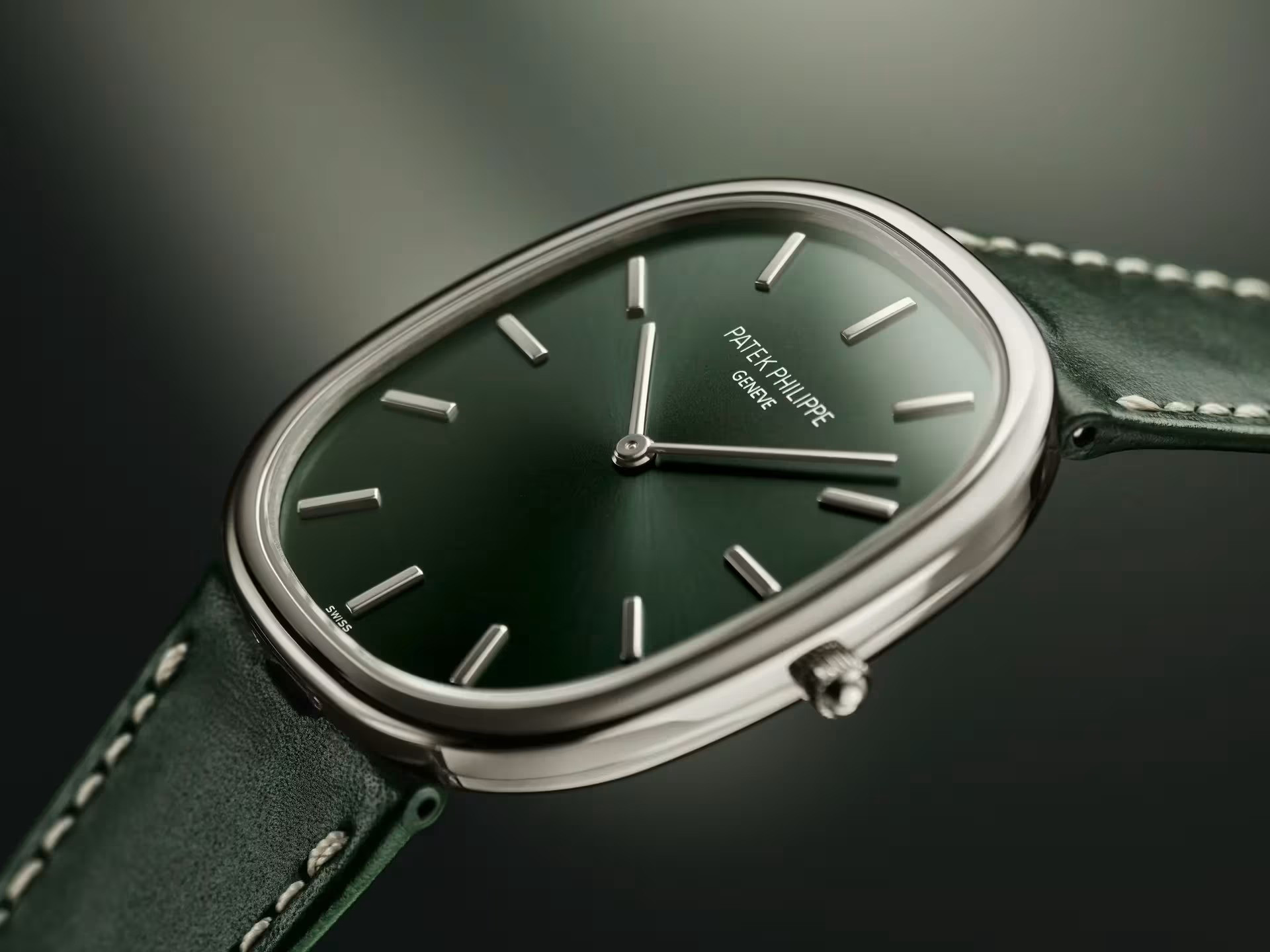 Patek Philippe 5738G и 3738/100G Golden Ellipse