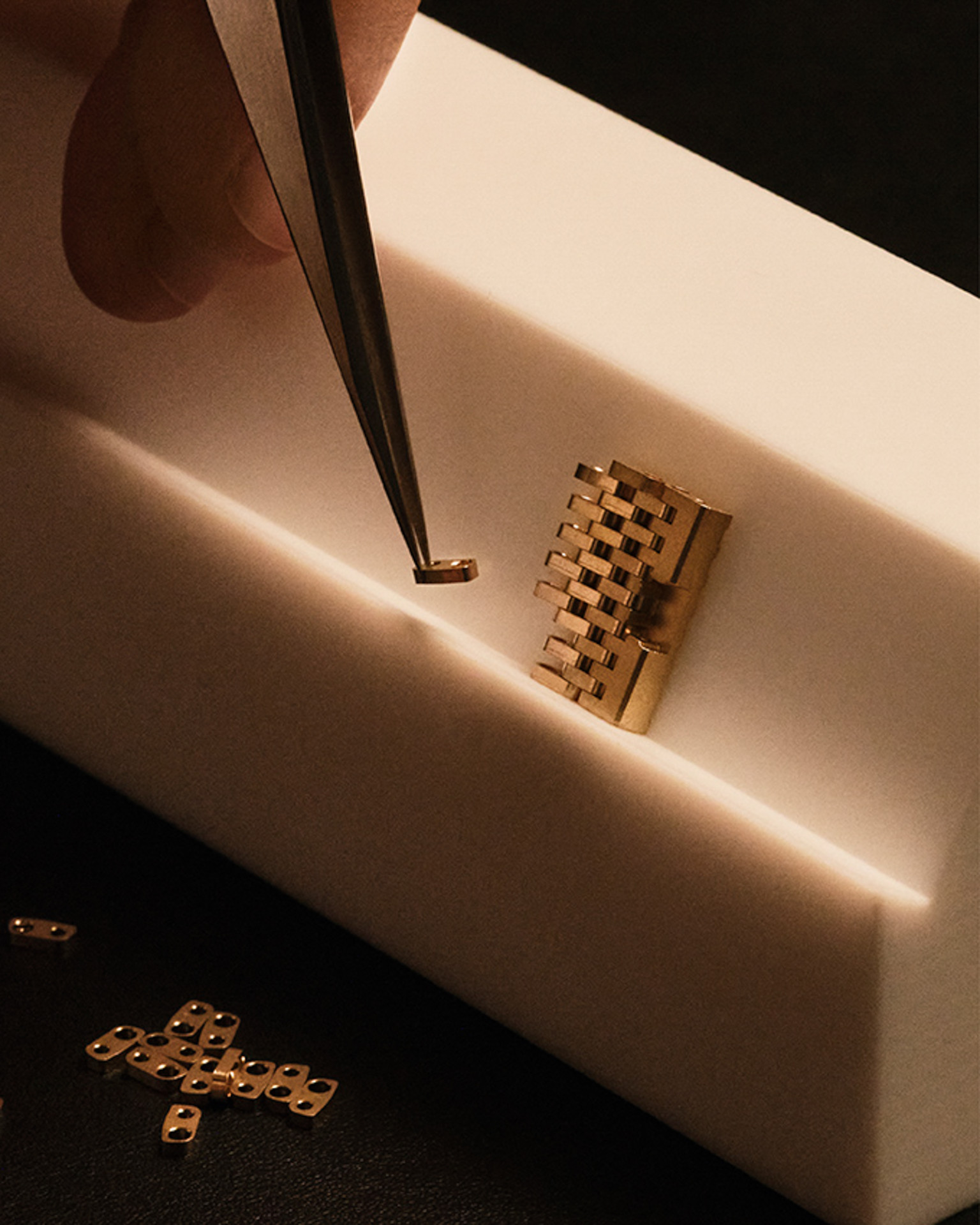 Cartier Santos-Dumont в корпусах из желтого золота и платины