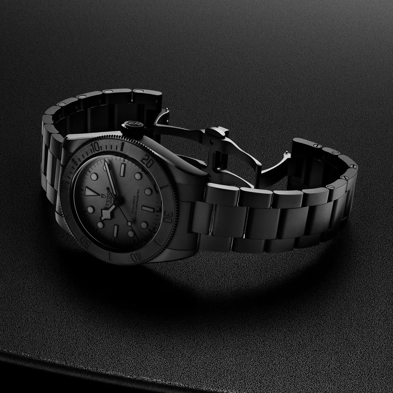 Black Bay Ceramic с керамическим браслетом