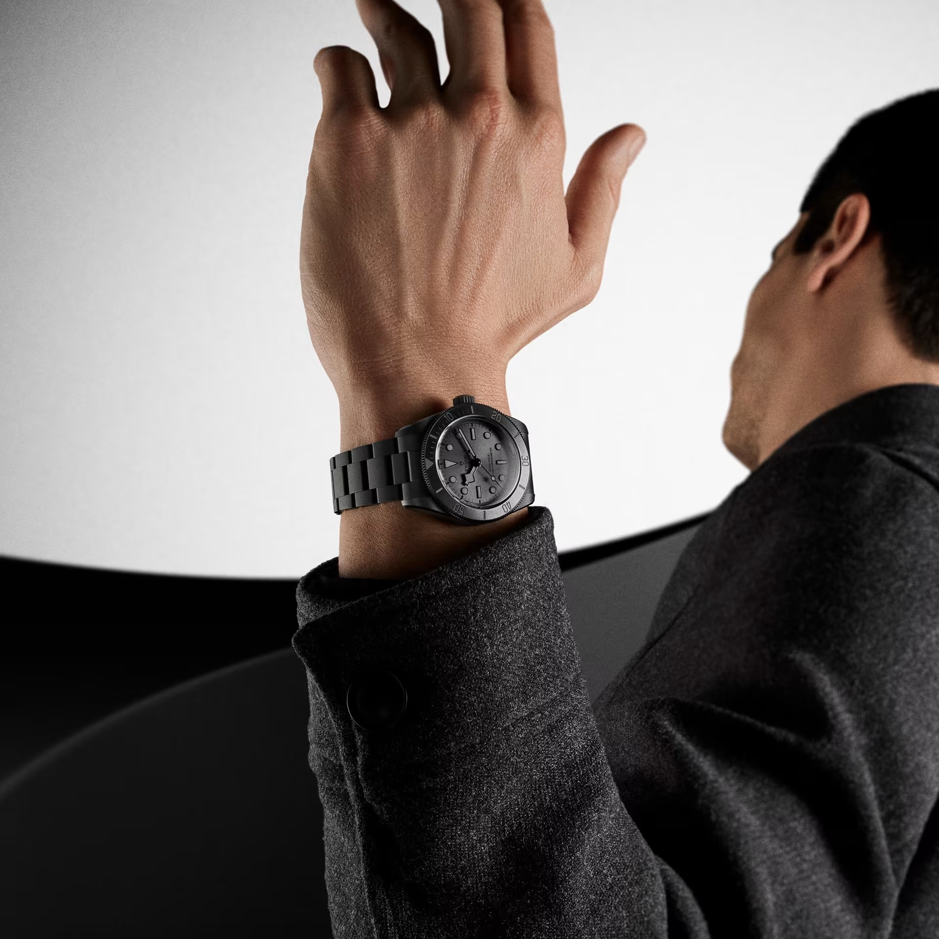 Black Bay Ceramic с керамическим браслетом