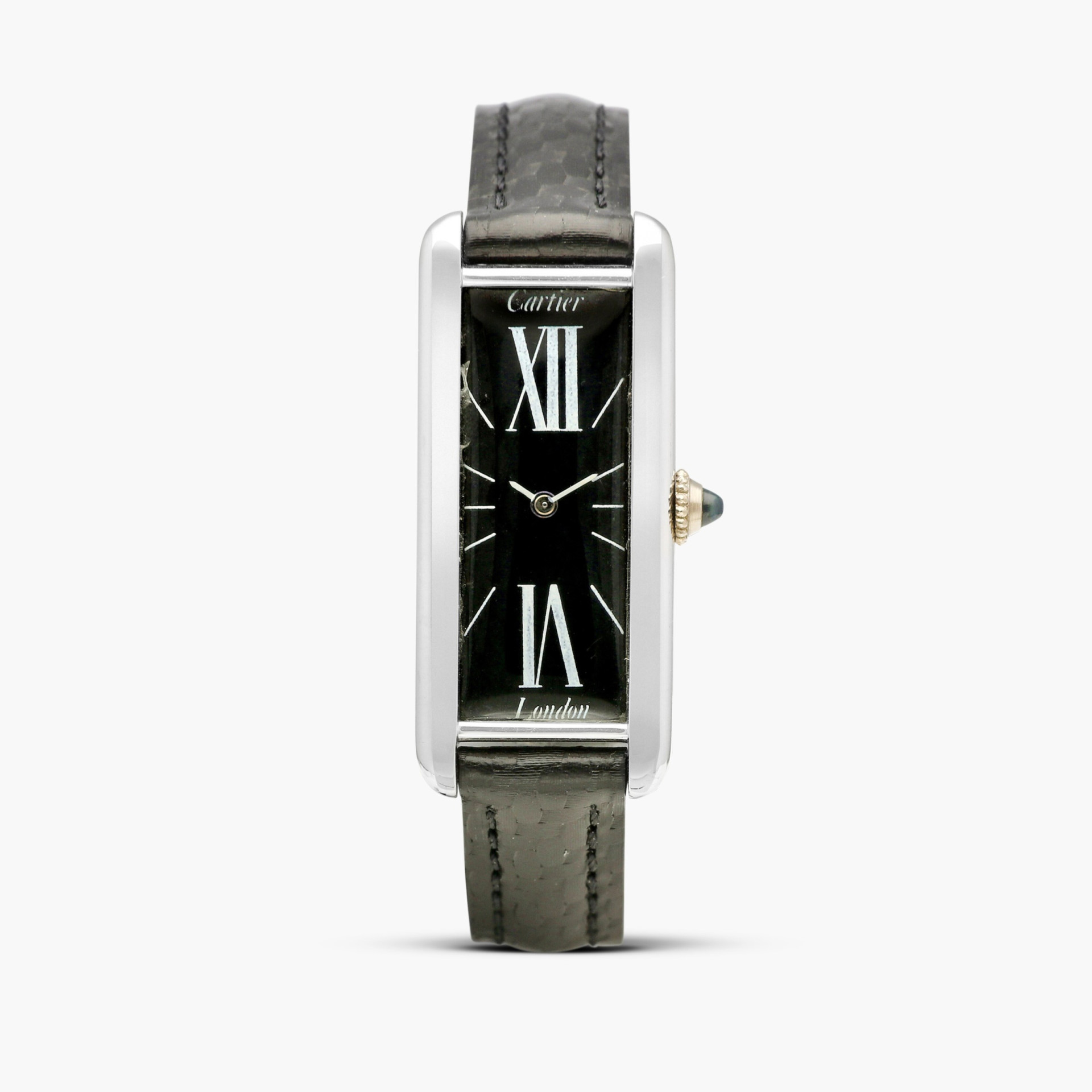Cartier London Tank J.J.C. Allongée, примерно 1992 года. Эстимейт: HKD 320,000 - 480,000 