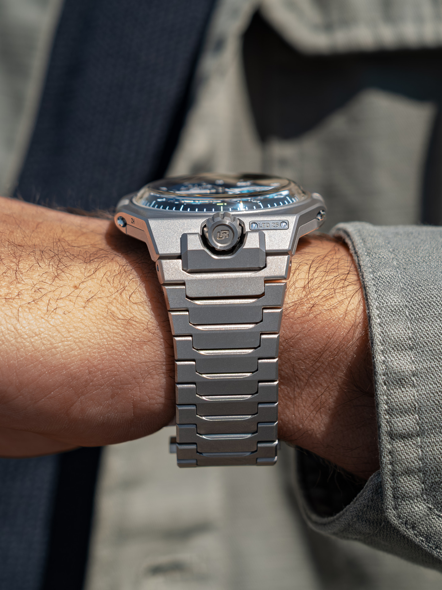 Urwerk UR-10 SpaceMeter Blue - Final Edition