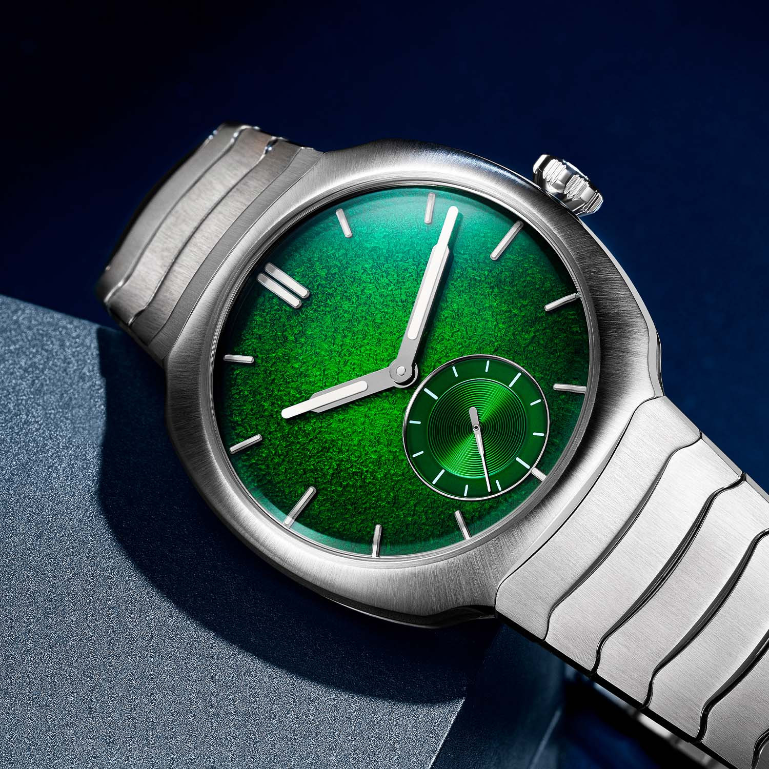 H. Moser & Cie. Streamliner Small Seconds Lime Green Enamel Boutique Edition