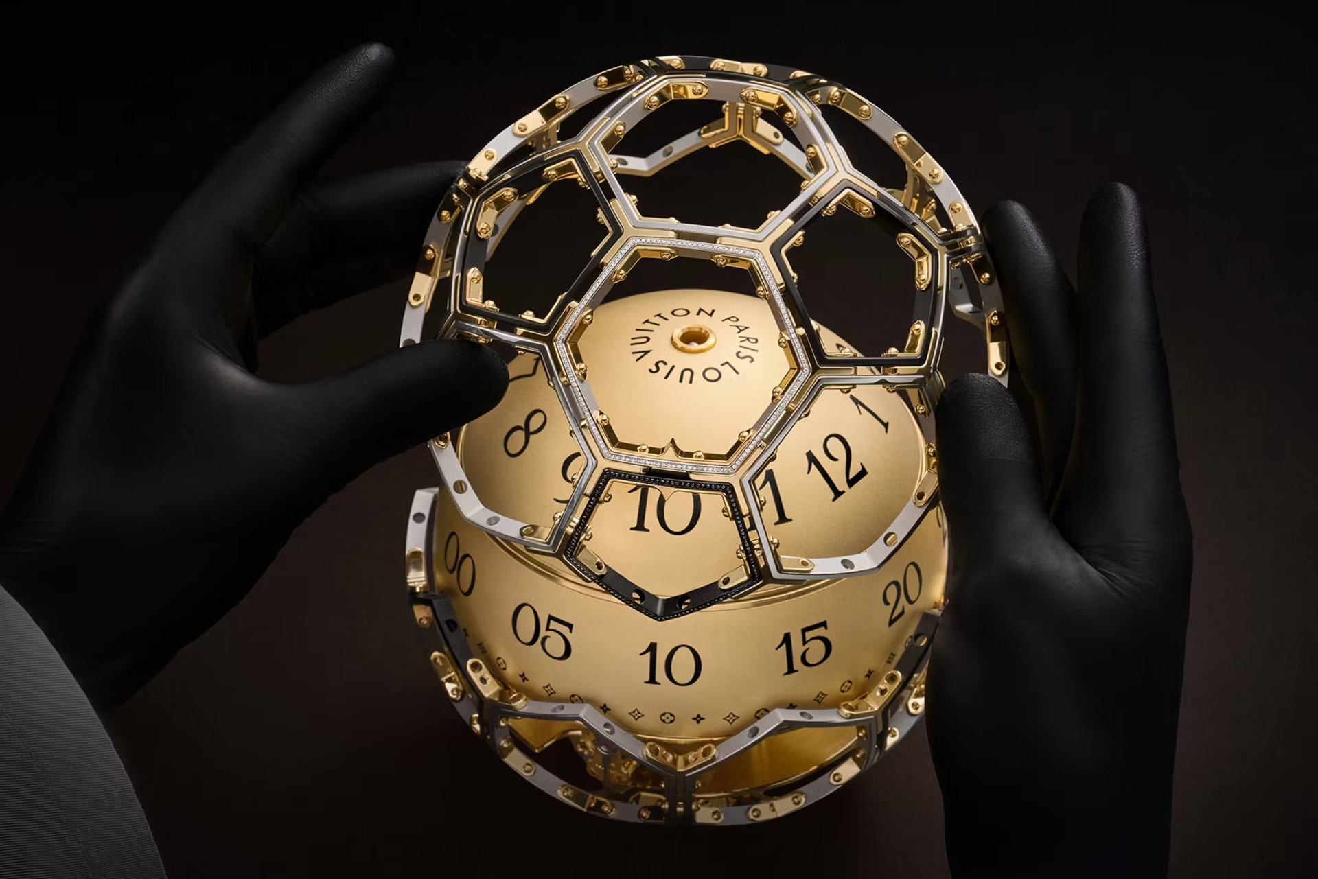 Louis Vuitton Unity Time Object