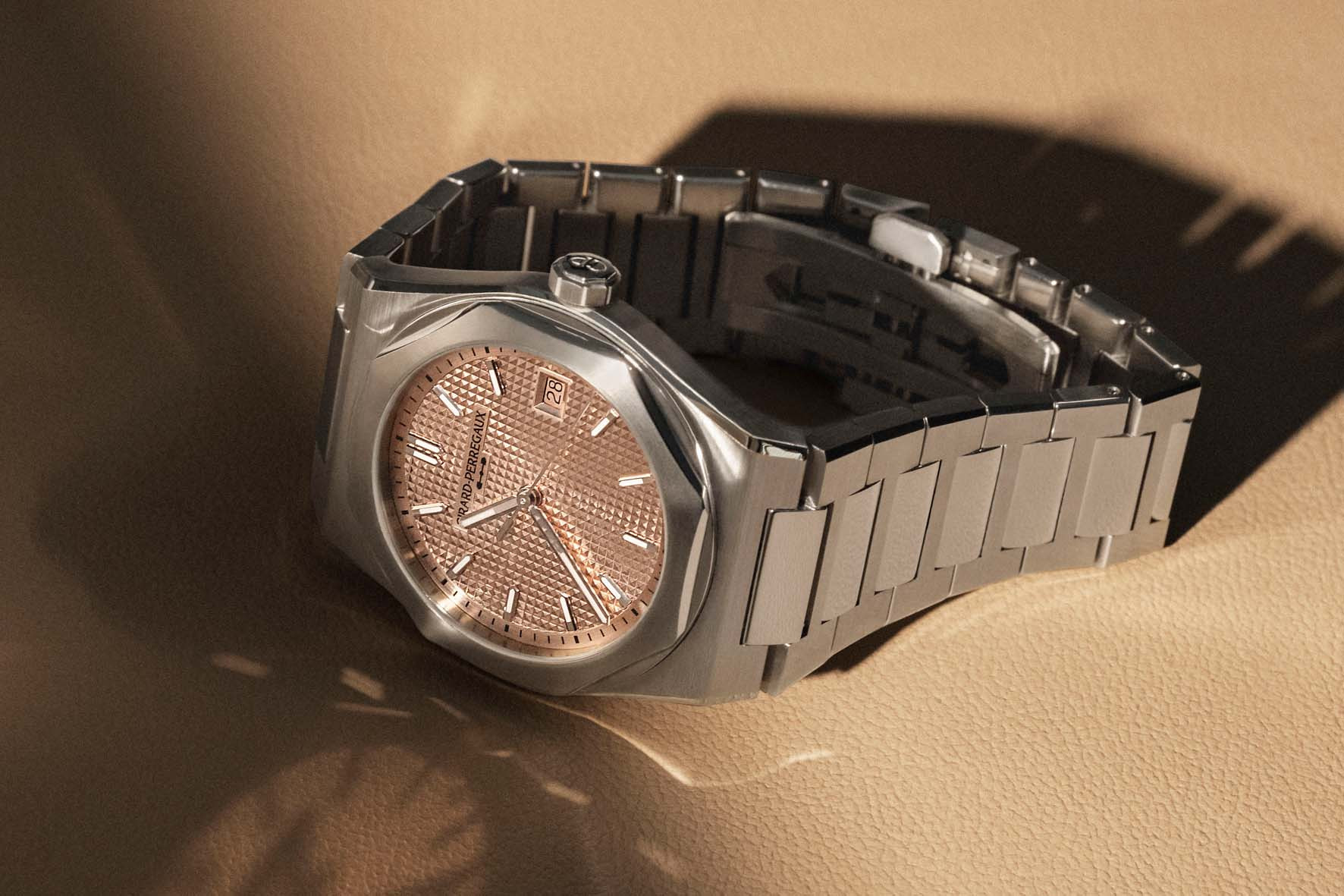 Girard-Perregaux Laureato Fifty. Новинки в корпусах 36 и 39 мм