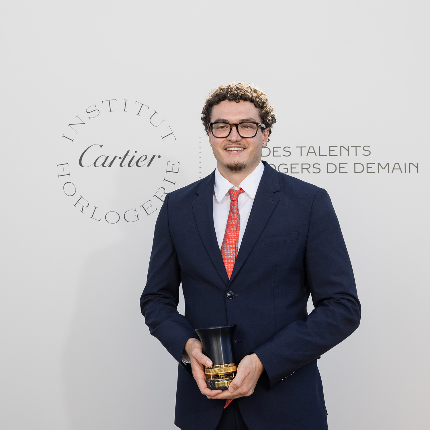 Названы победители конкурса молодых часовщиков Cartier