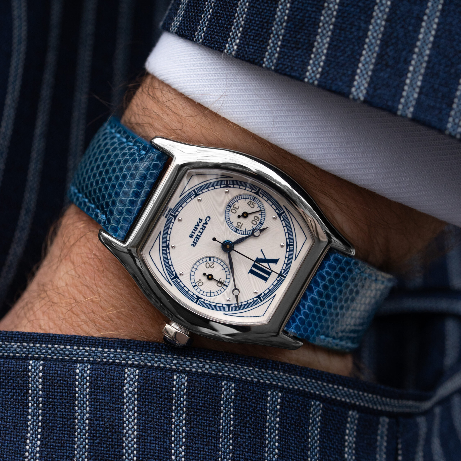 Хронограф Cartier Tortue Monopoussoir Ref. 2396