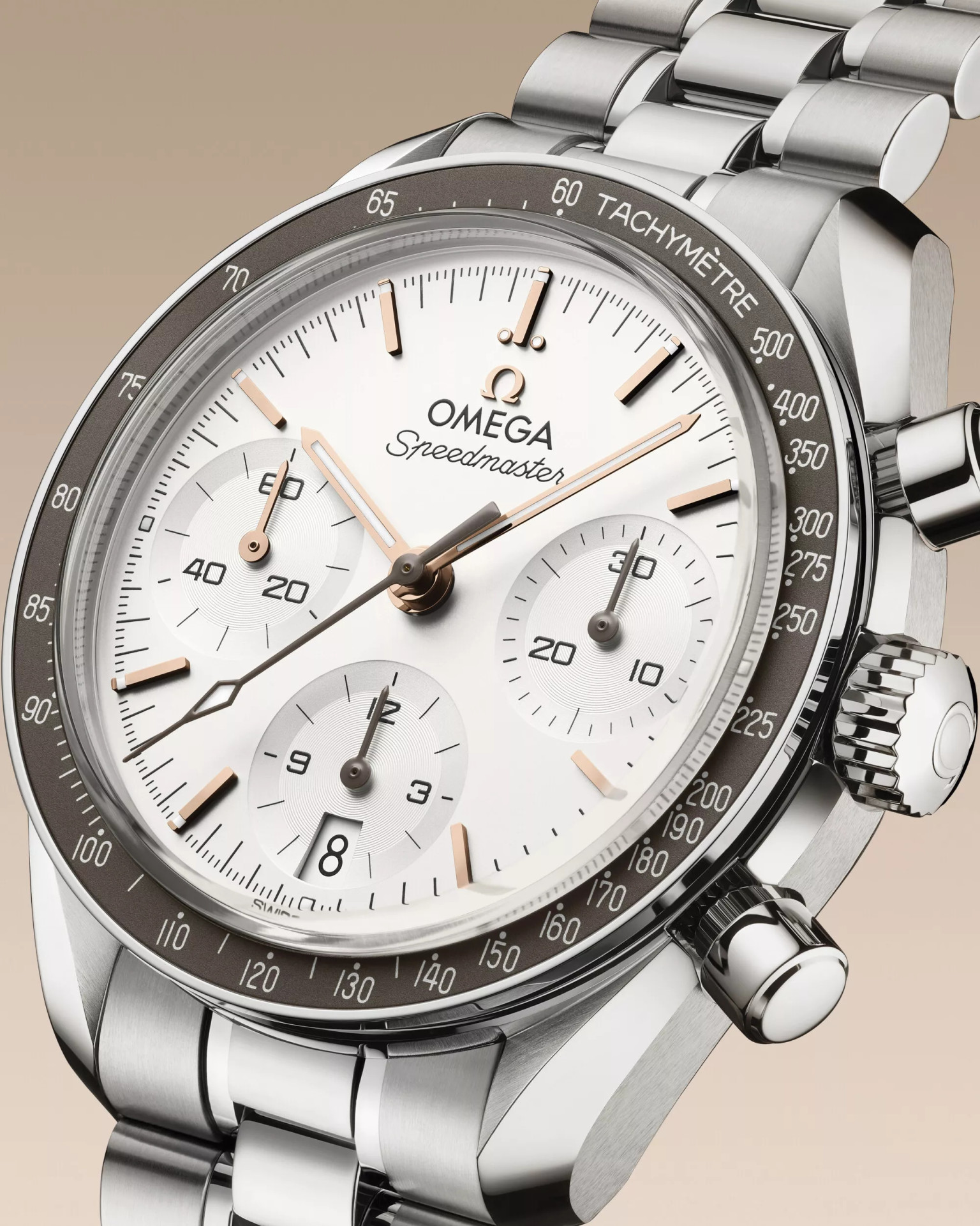Omega Speedmaster 38 mm. Полное обновление линейки