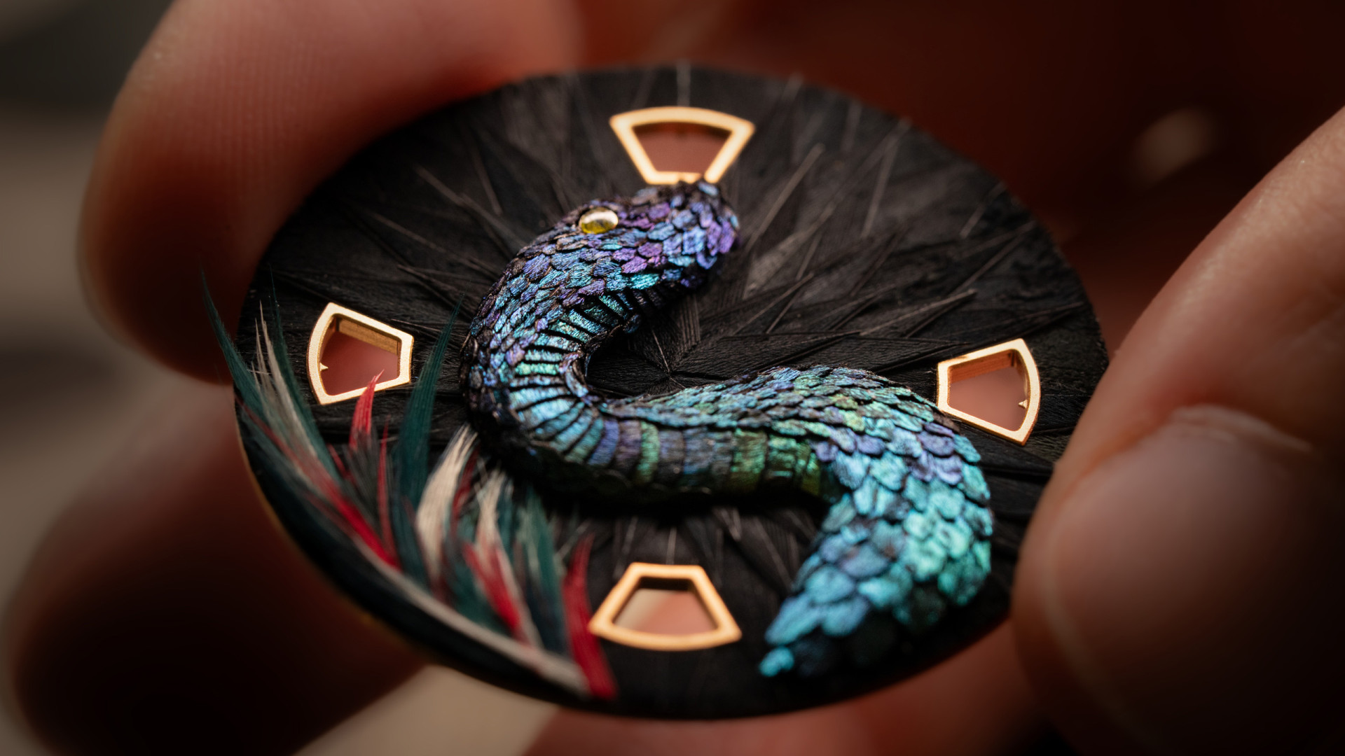 Vacheron Constantin Métiers d'Art Tribute to the Animal Kingdom – Feathersnake. Микроплюмаж
