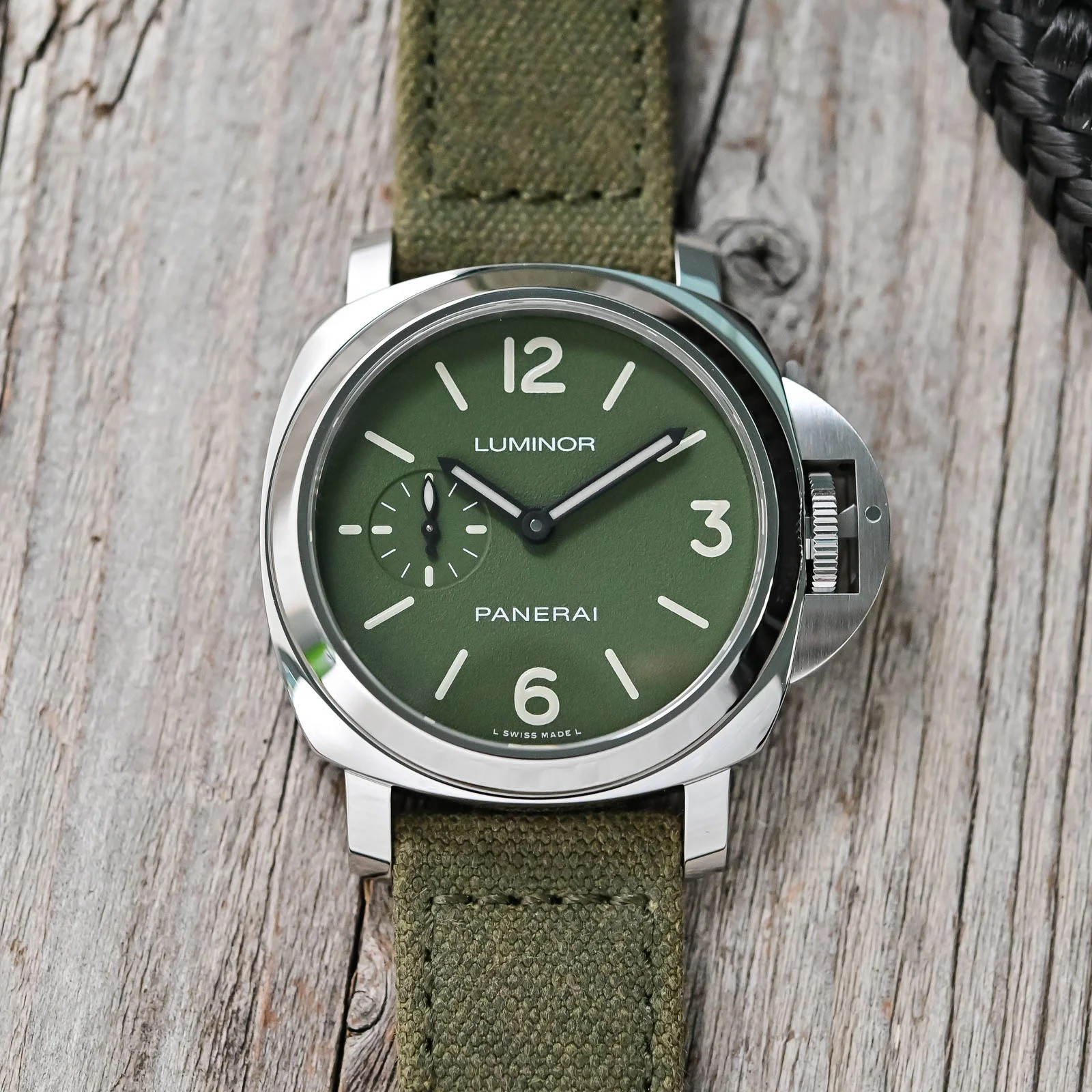 Panerai Luminor 42 PAM01710, PAM01711 и PAM01714